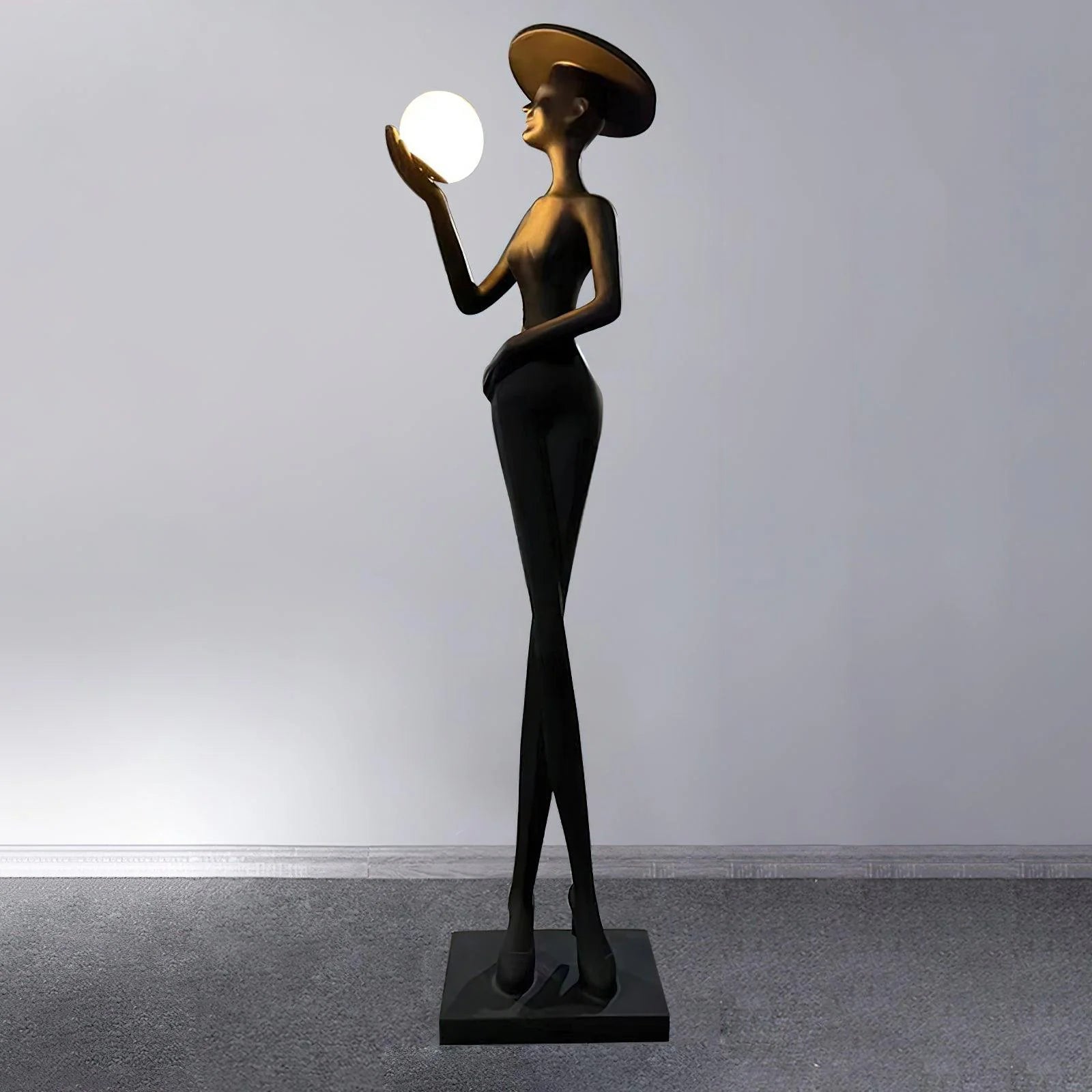 Lexa Sculpture Figure Floor Lamp - Nuvé