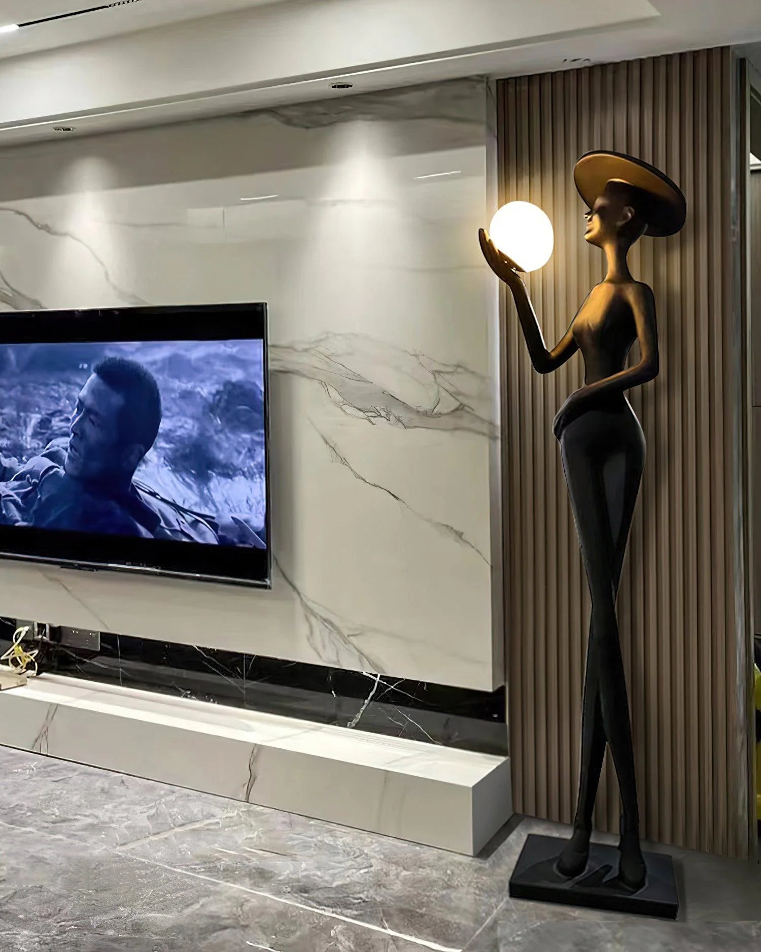Lexa Sculpture Figure Floor Lamp - Nuvé