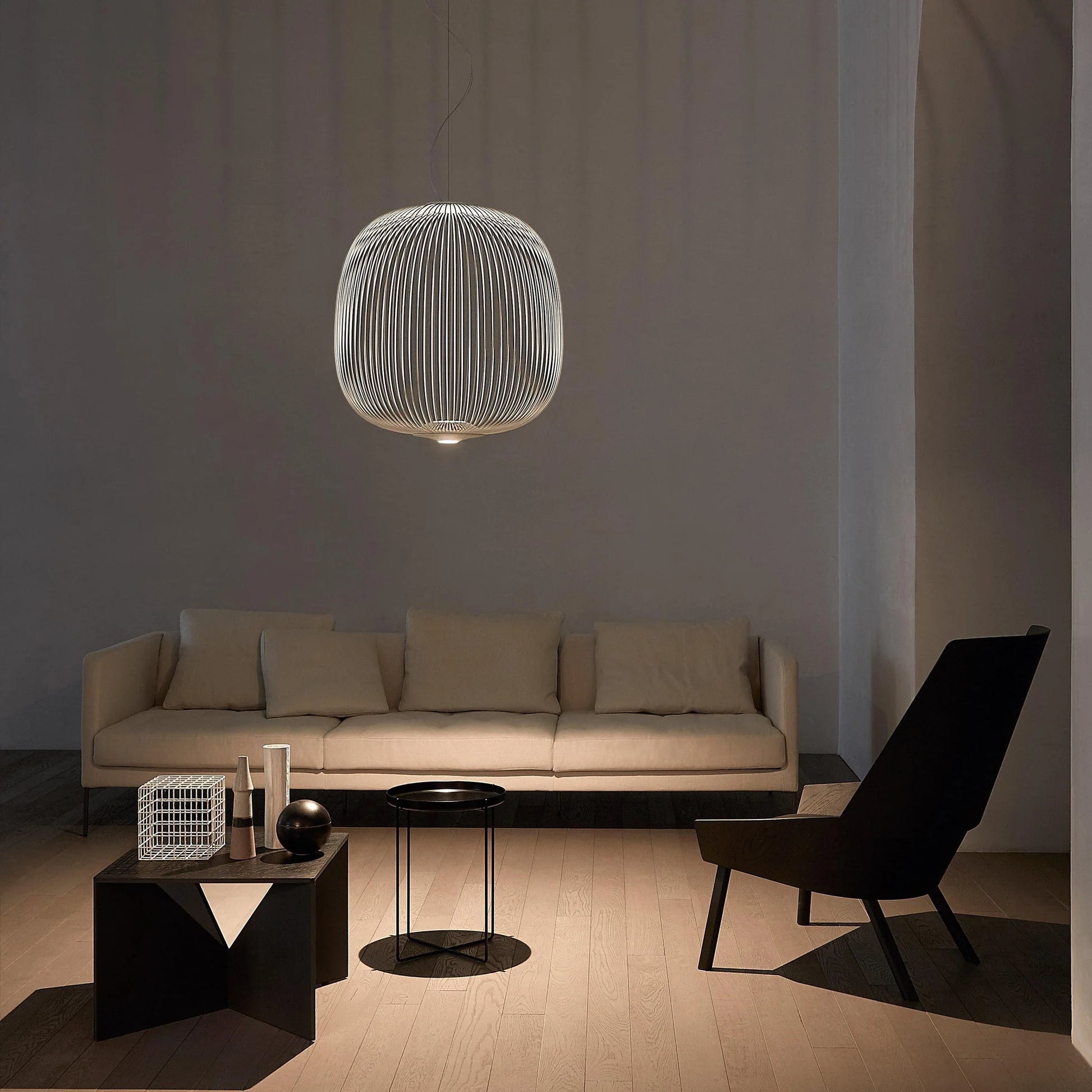 Lightweight Spokes Shaped Pendant Lamp - Nuvé