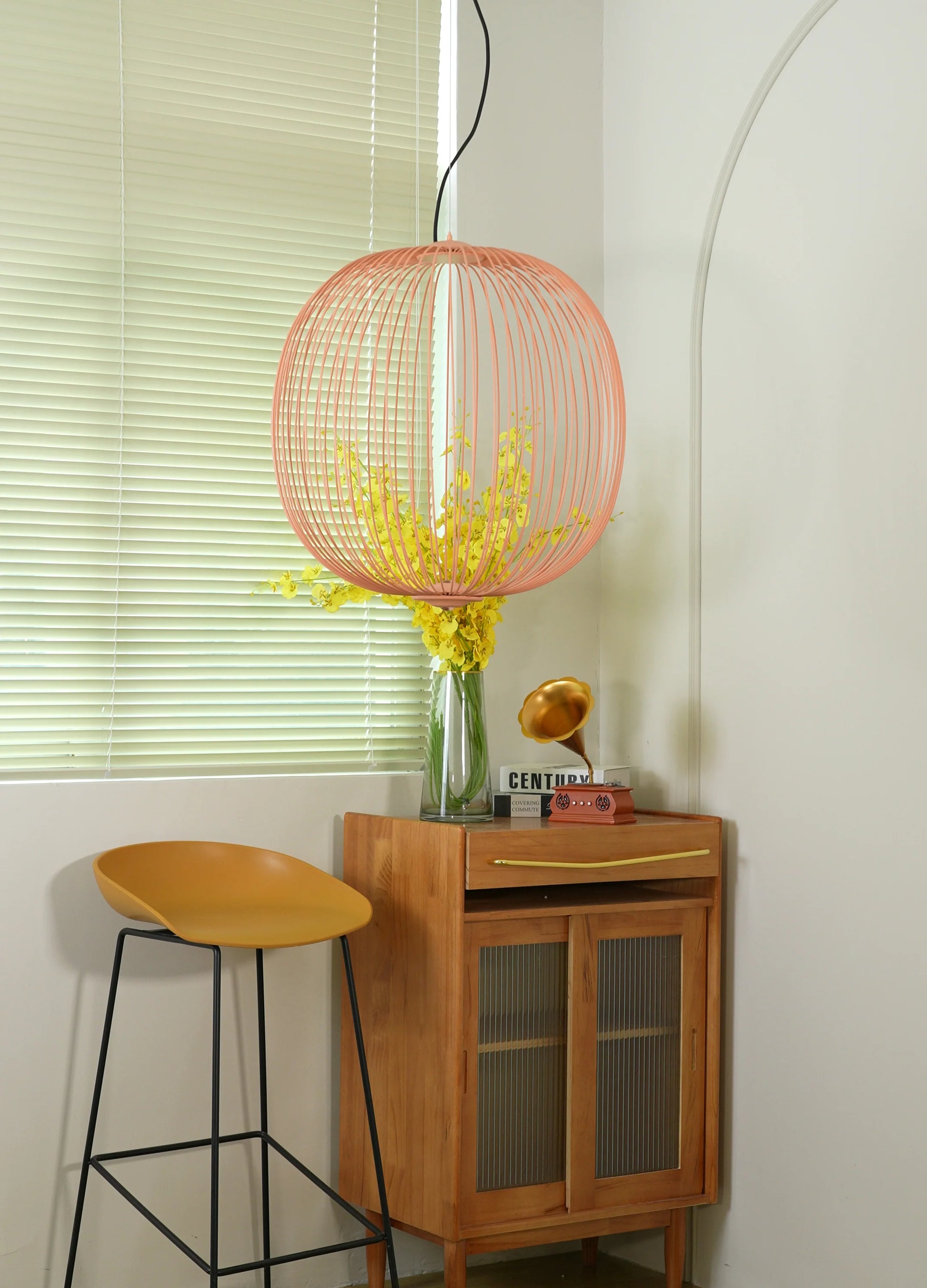 Lightweight Spokes Shaped Pendant Lamp - Nuvé