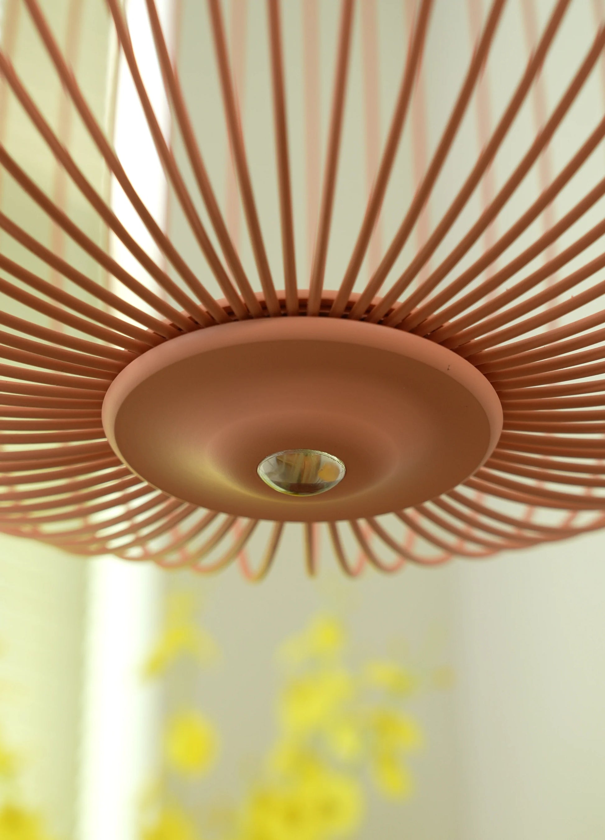 Lightweight Spokes Shaped Pendant Lamp - Nuvé
