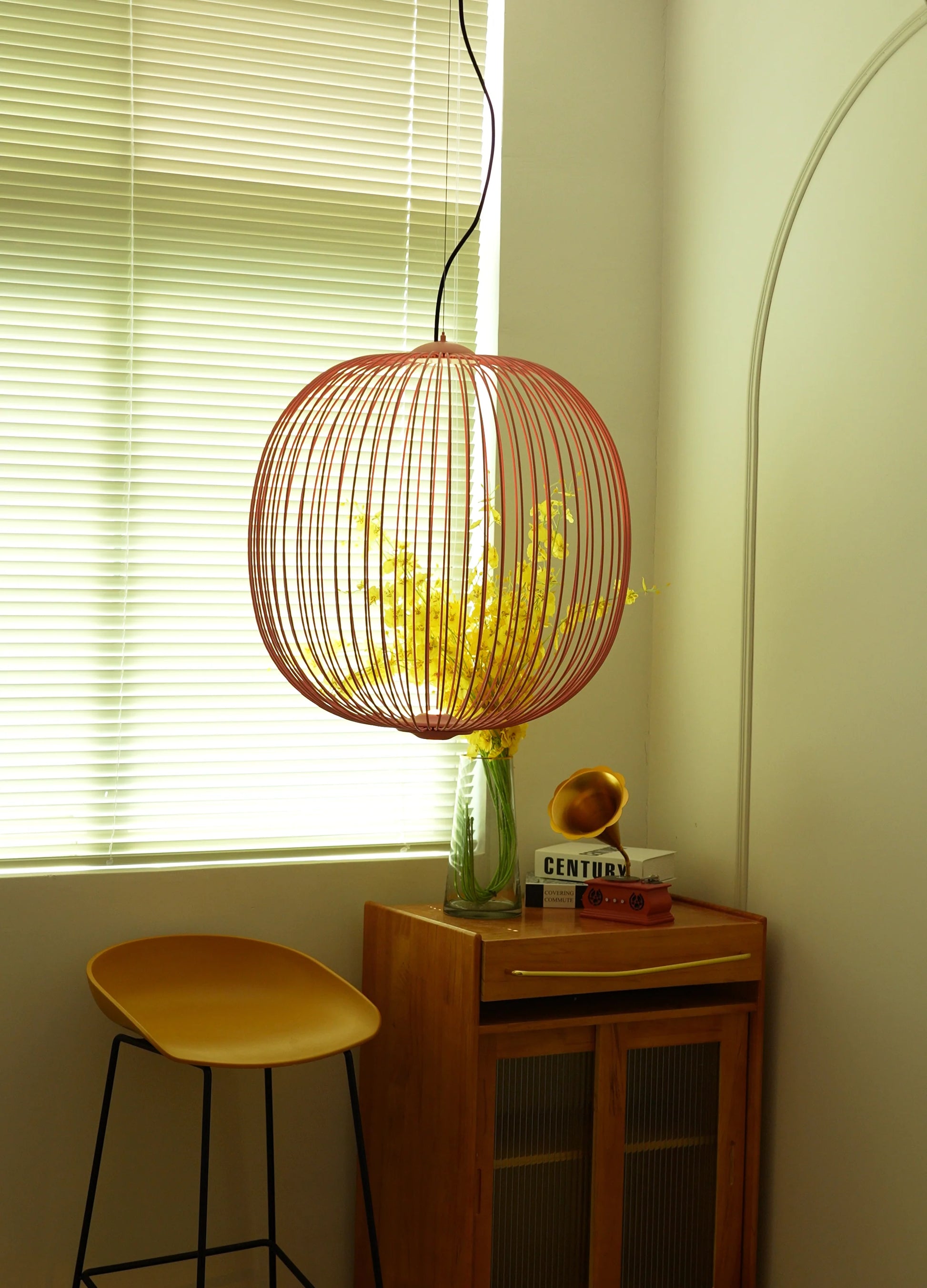 Lightweight Spokes Shaped Pendant Lamp - Nuvé