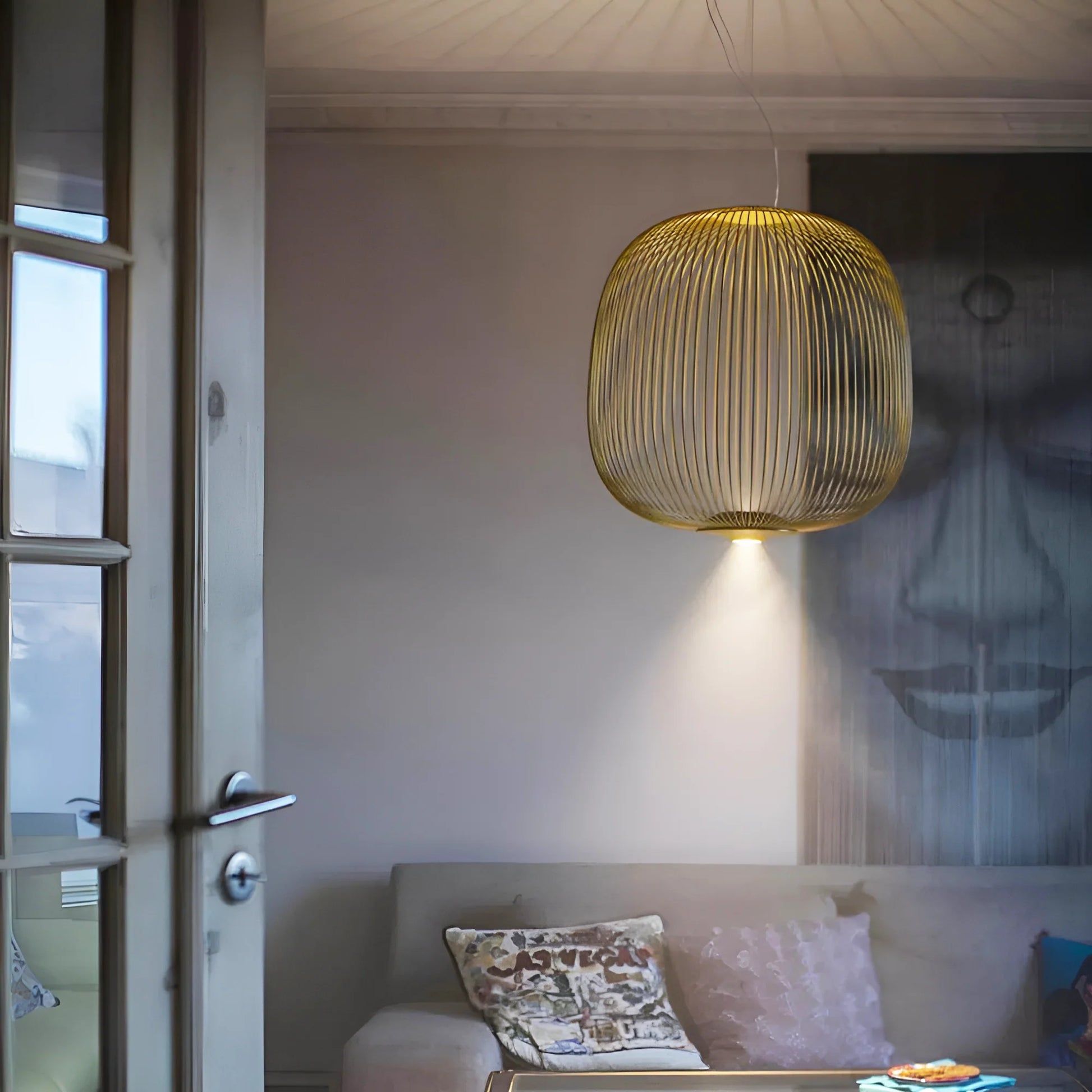 Lightweight Spokes Shaped Pendant Lamp - Nuvé