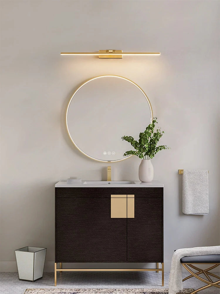 Linear Bathroom Wall Light - Nuvé