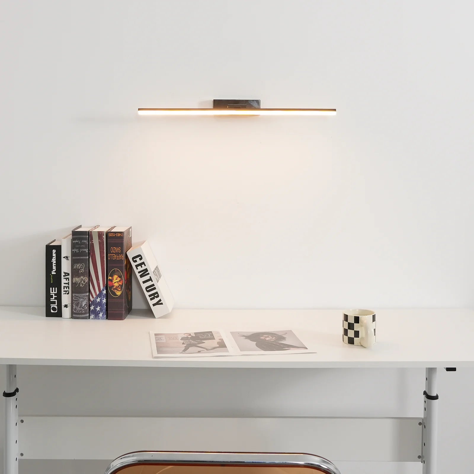 Linear Bathroom Wall Light - Nuvé