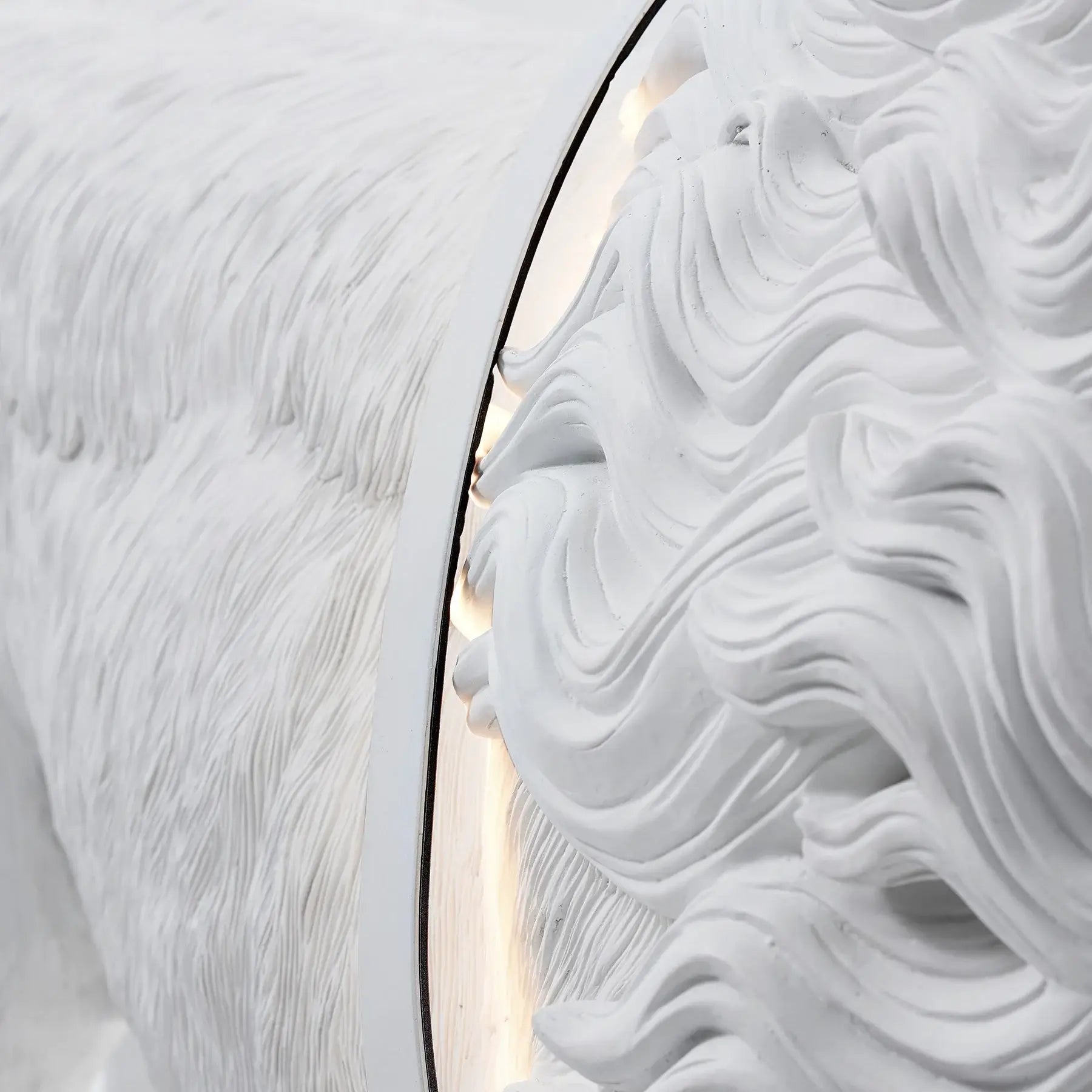 Lion Statue Floor Lamp - Nuvé