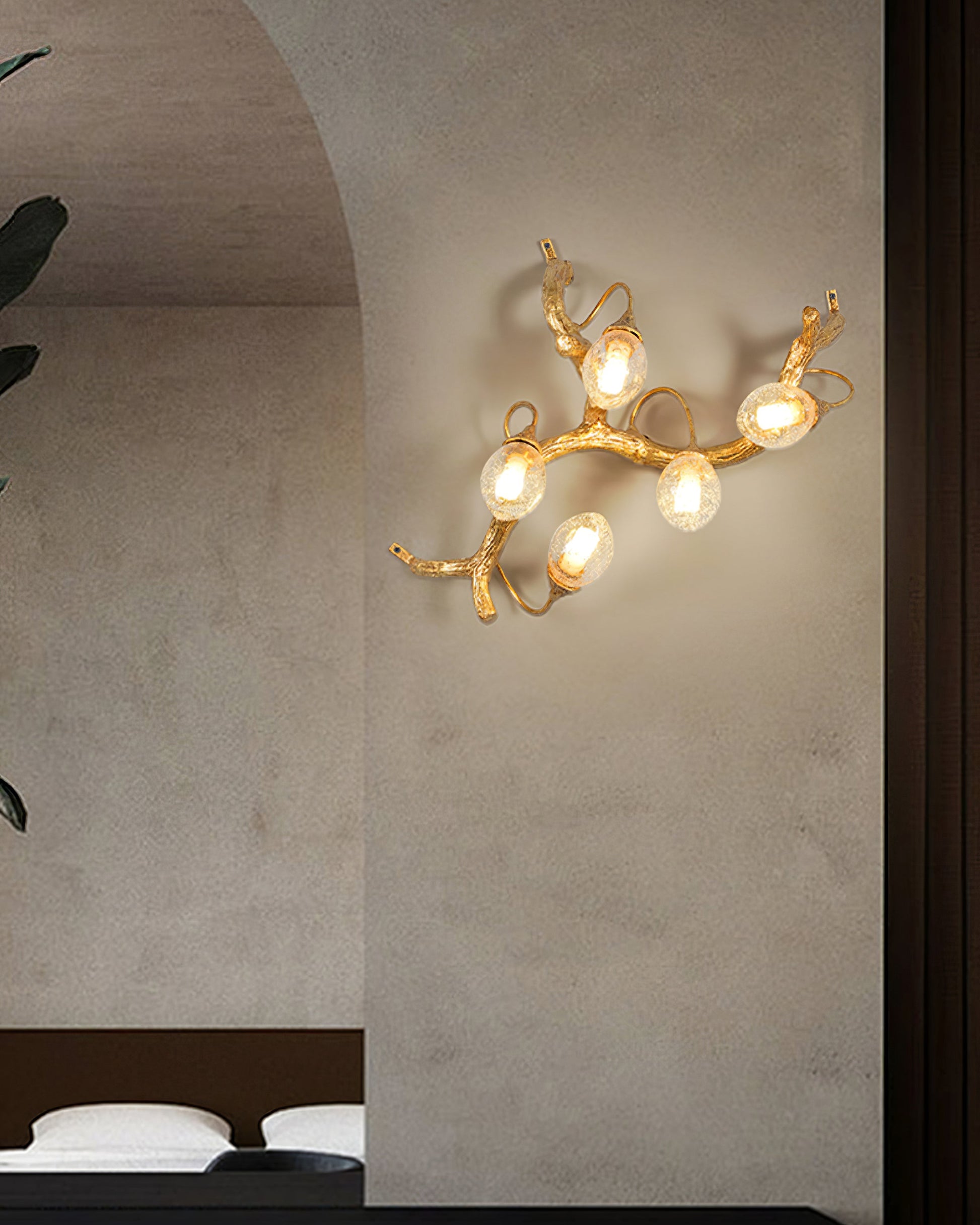 Lotus Brass Wall Lamp - Nuvé
