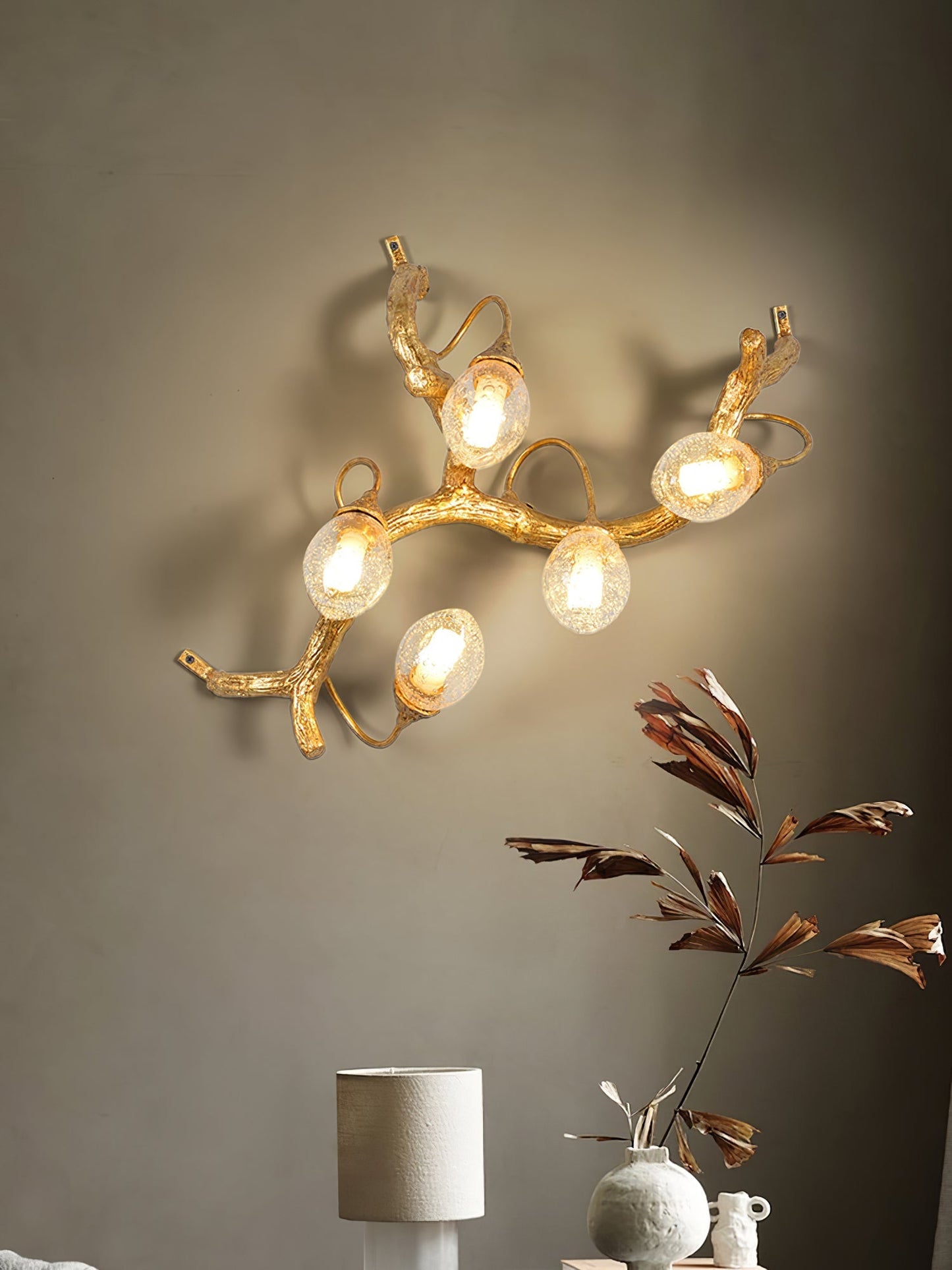 Lotus Brass Wall Lamp - Nuvé
