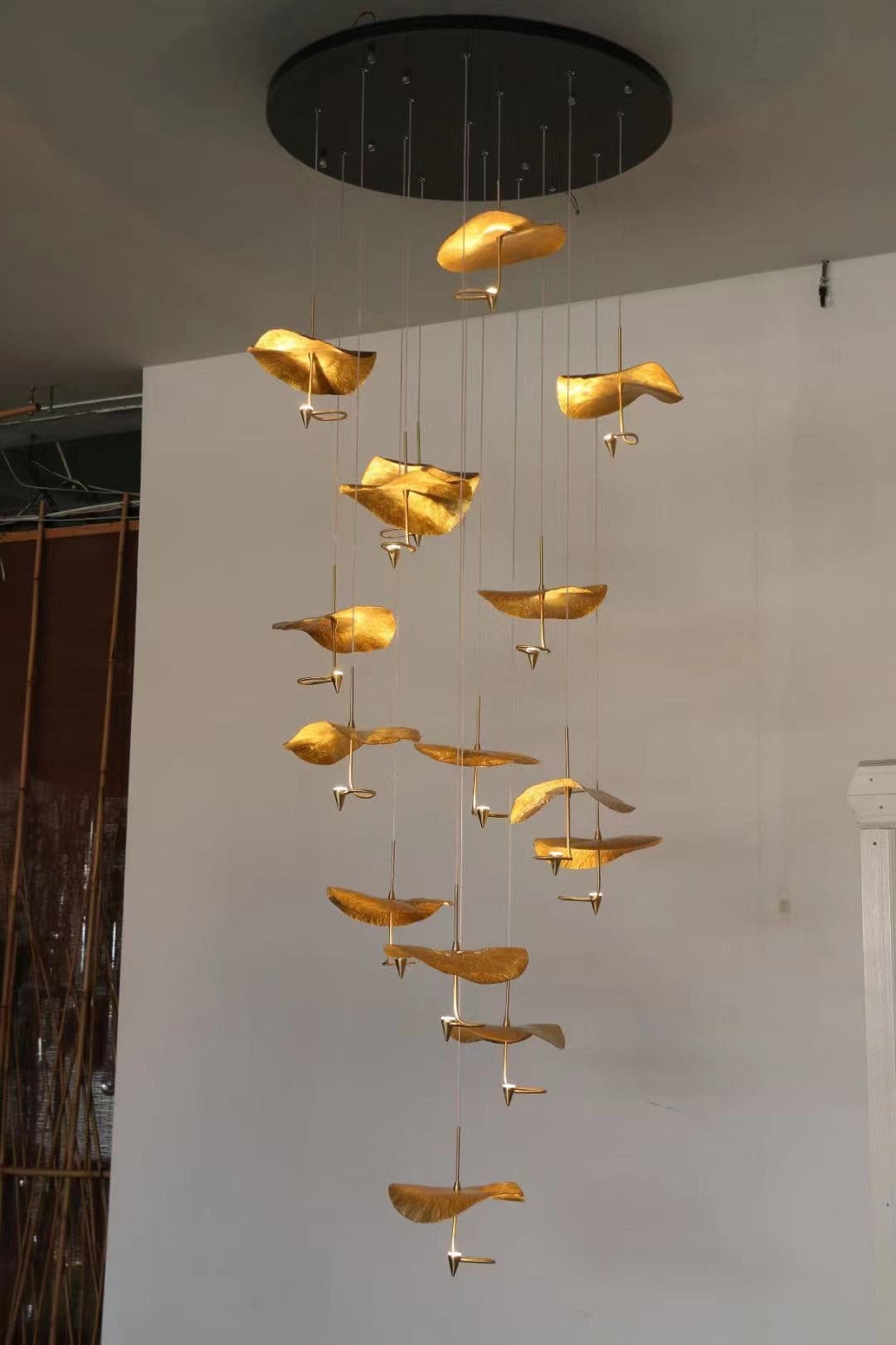 Lotus Leaf Chandelier - Nuvé