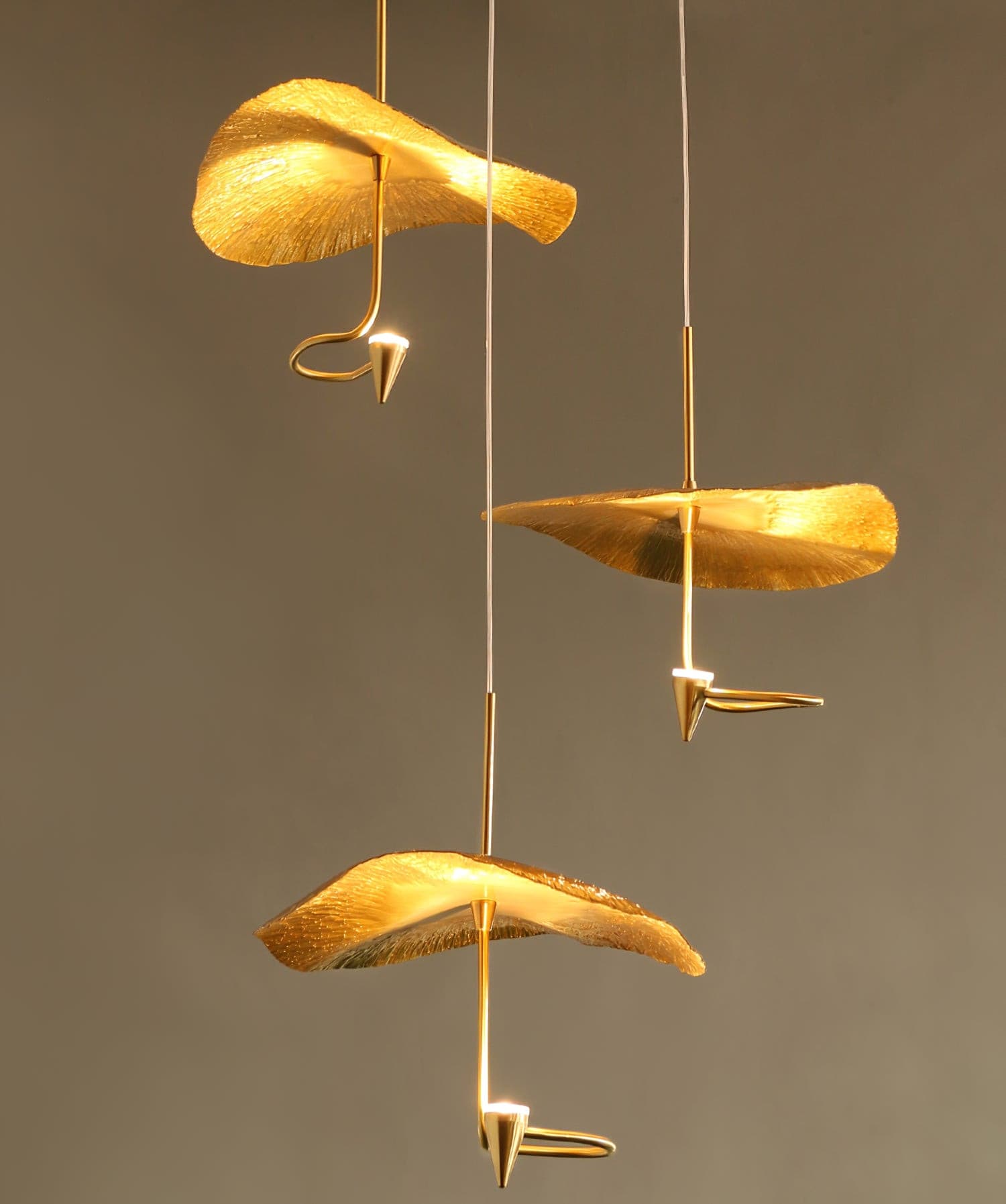 Lotus Leaf Chandelier - Nuvé