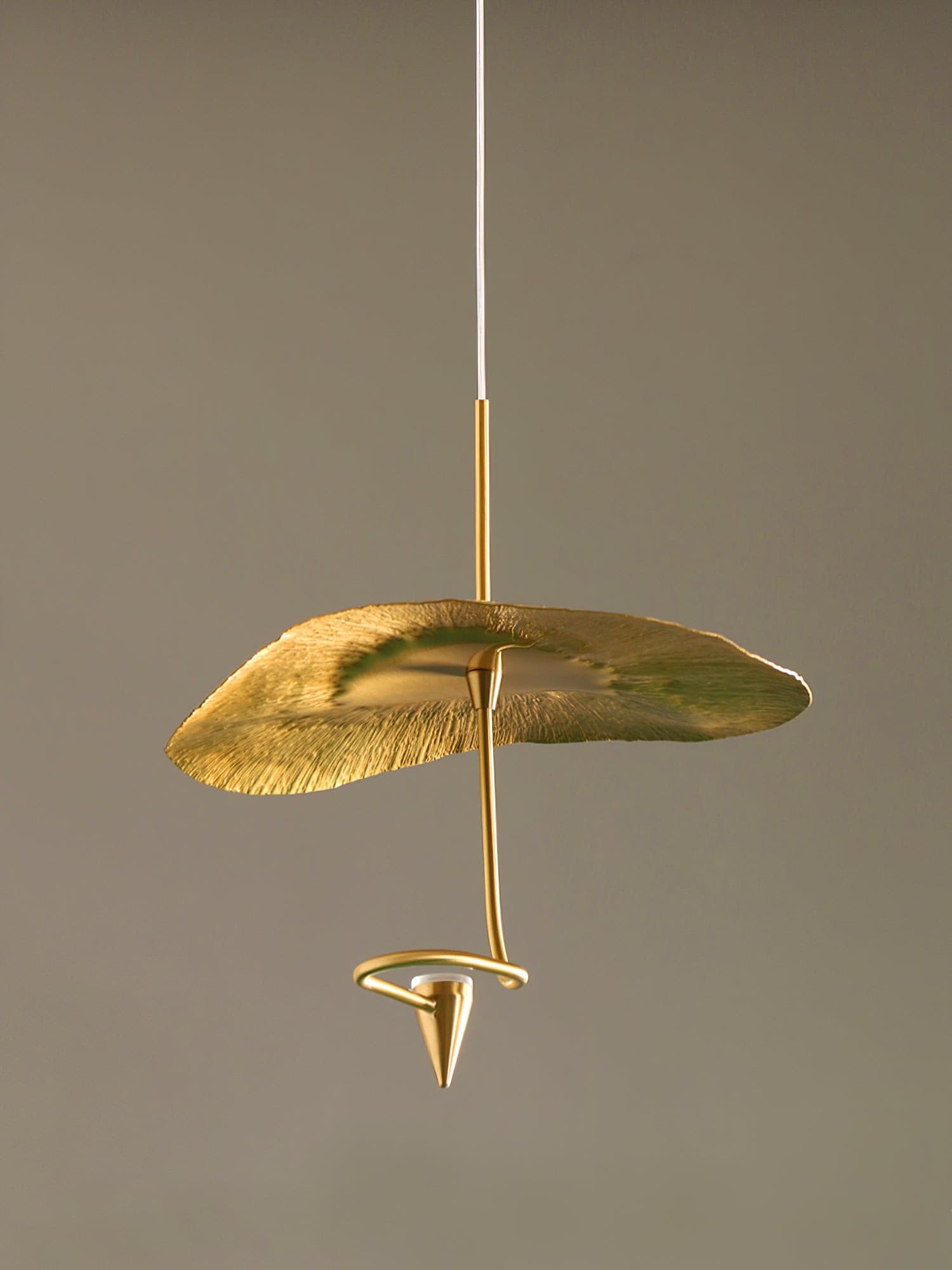 Lotus Leaf Chandelier - Nuvé