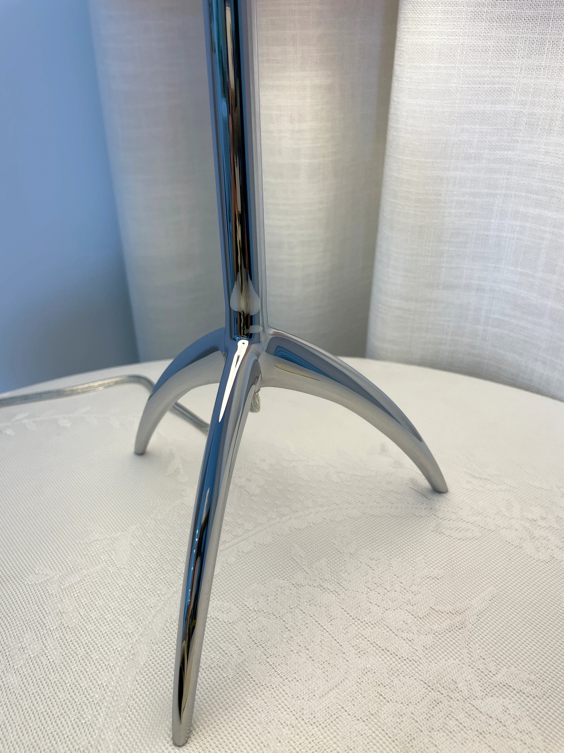 Lumiere Glass Table Lamp - Nuvé