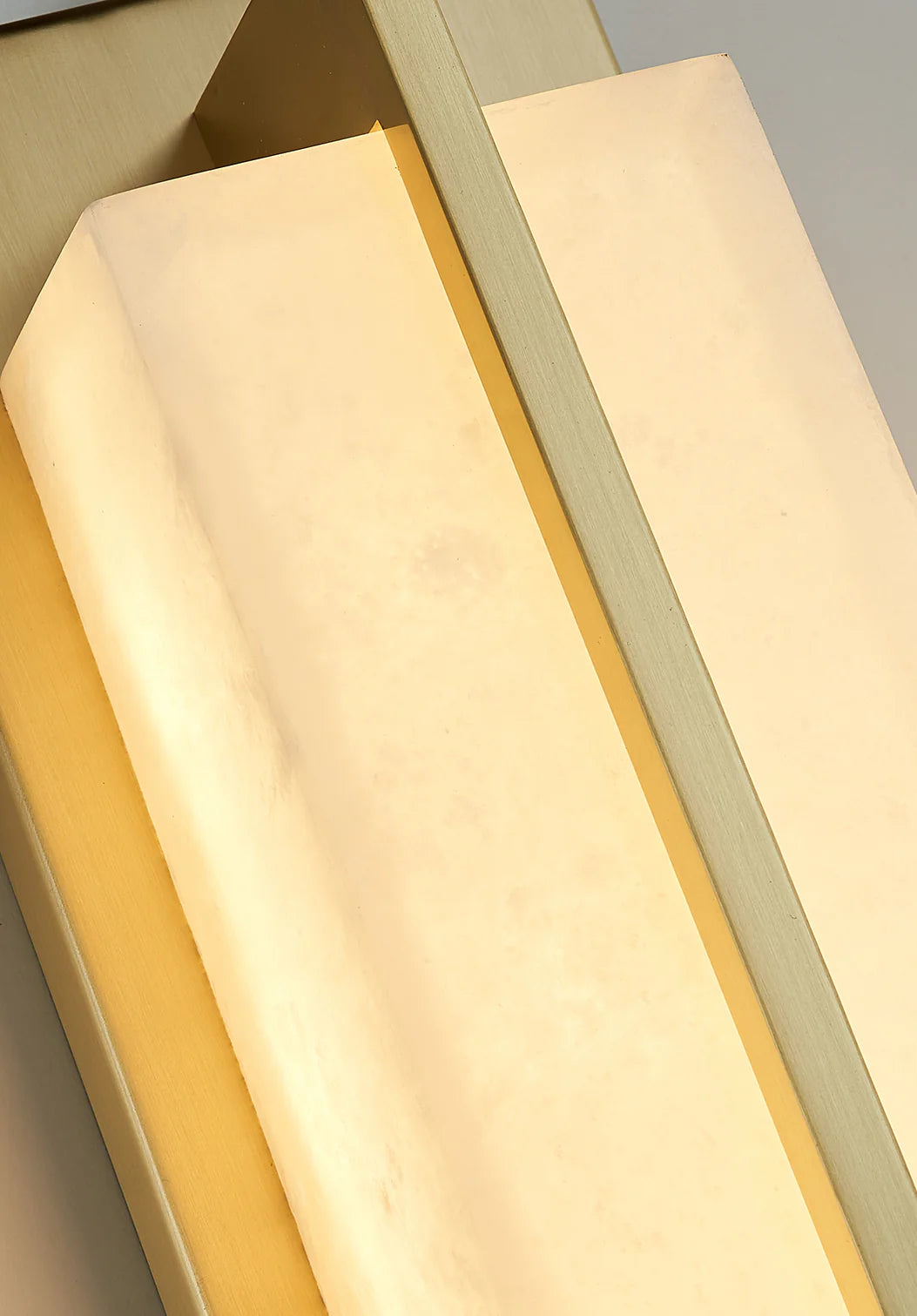 Lumina Alabaster Wall Light - Nuvé