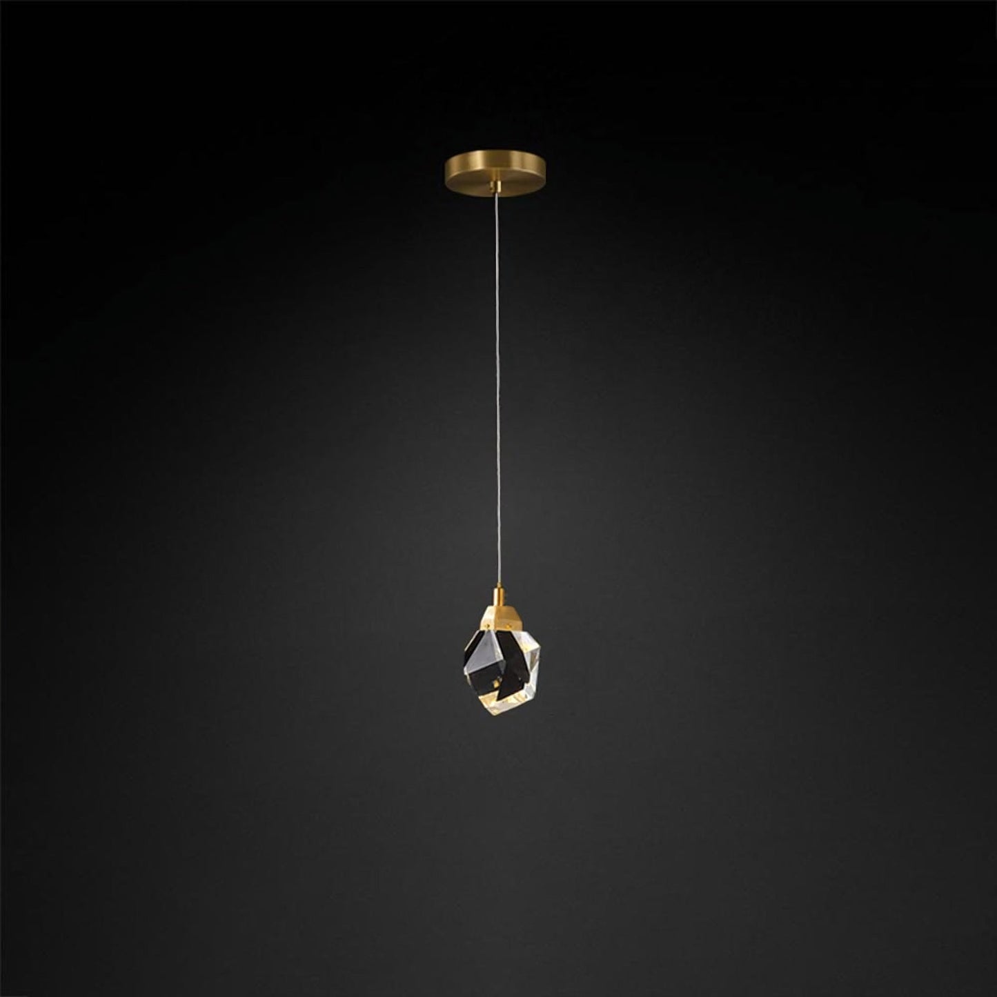 Luxe Prism Crystal Pendant Light - Nuvé