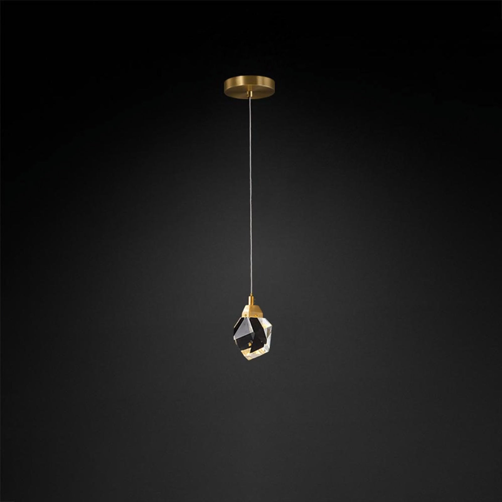 Luxe Prism Crystal Pendant Light - Nuvé