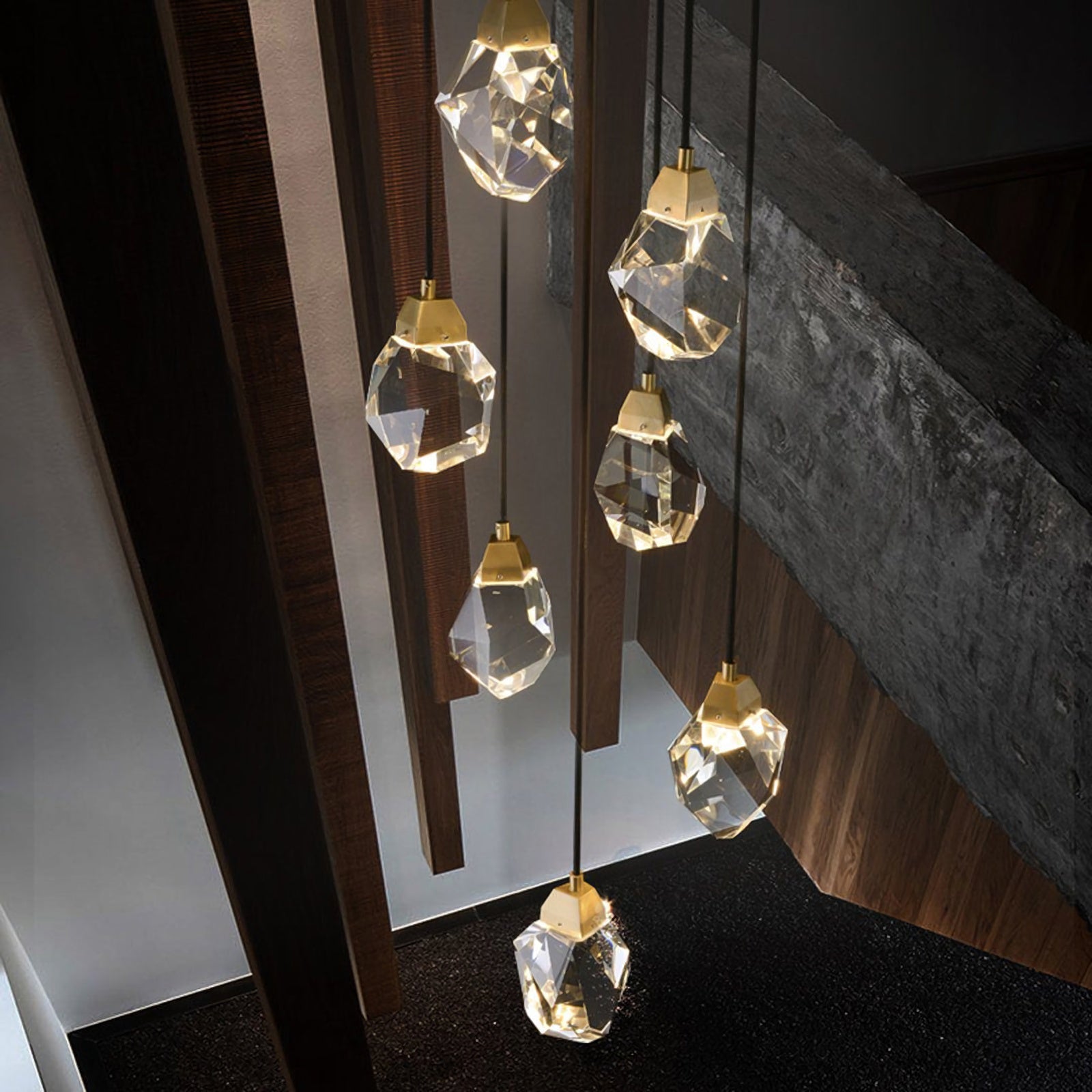 Luxe Prism Crystal Pendant Light - Nuvé
