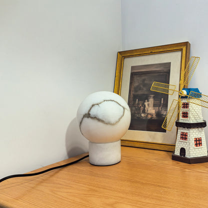 Alabaster Ball Round Table Lamp - Nuvé