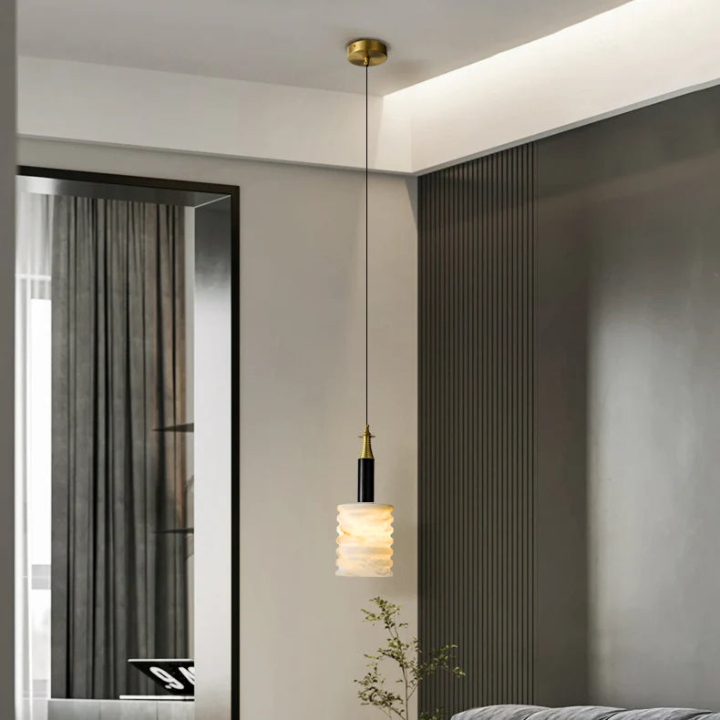 Modern Cylindrical Alabaster Pendant Lamp - Nuvé
