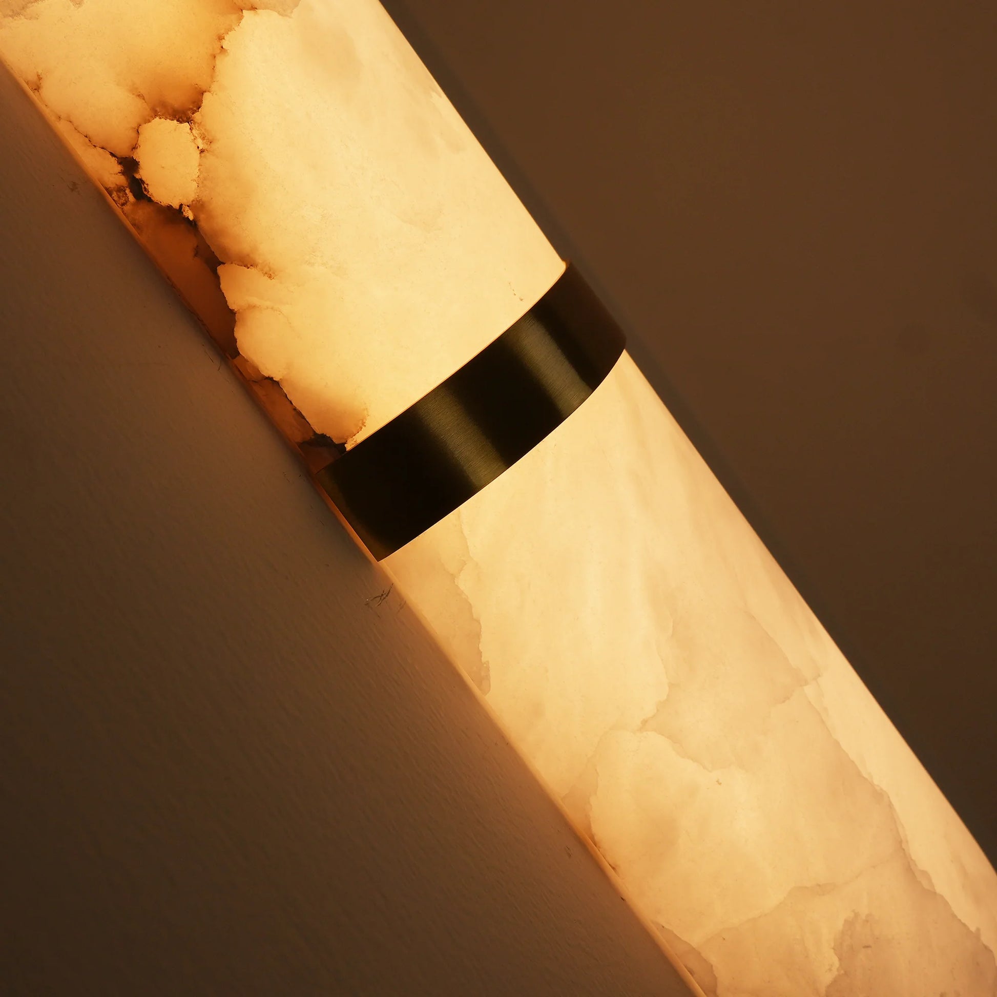 Alabaster Pill Shape Wall Light - Nuvé