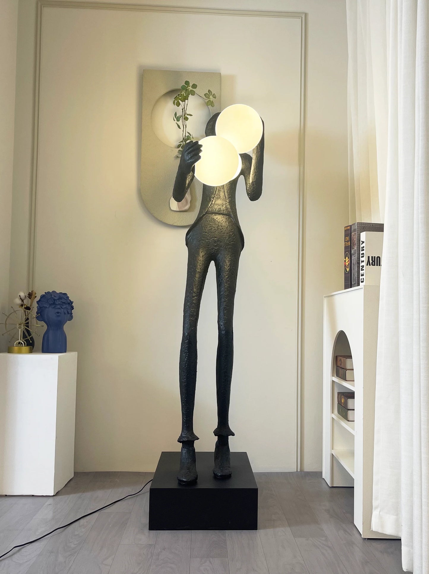 Michael Character Sculpture Floor Lamp - Nuvé