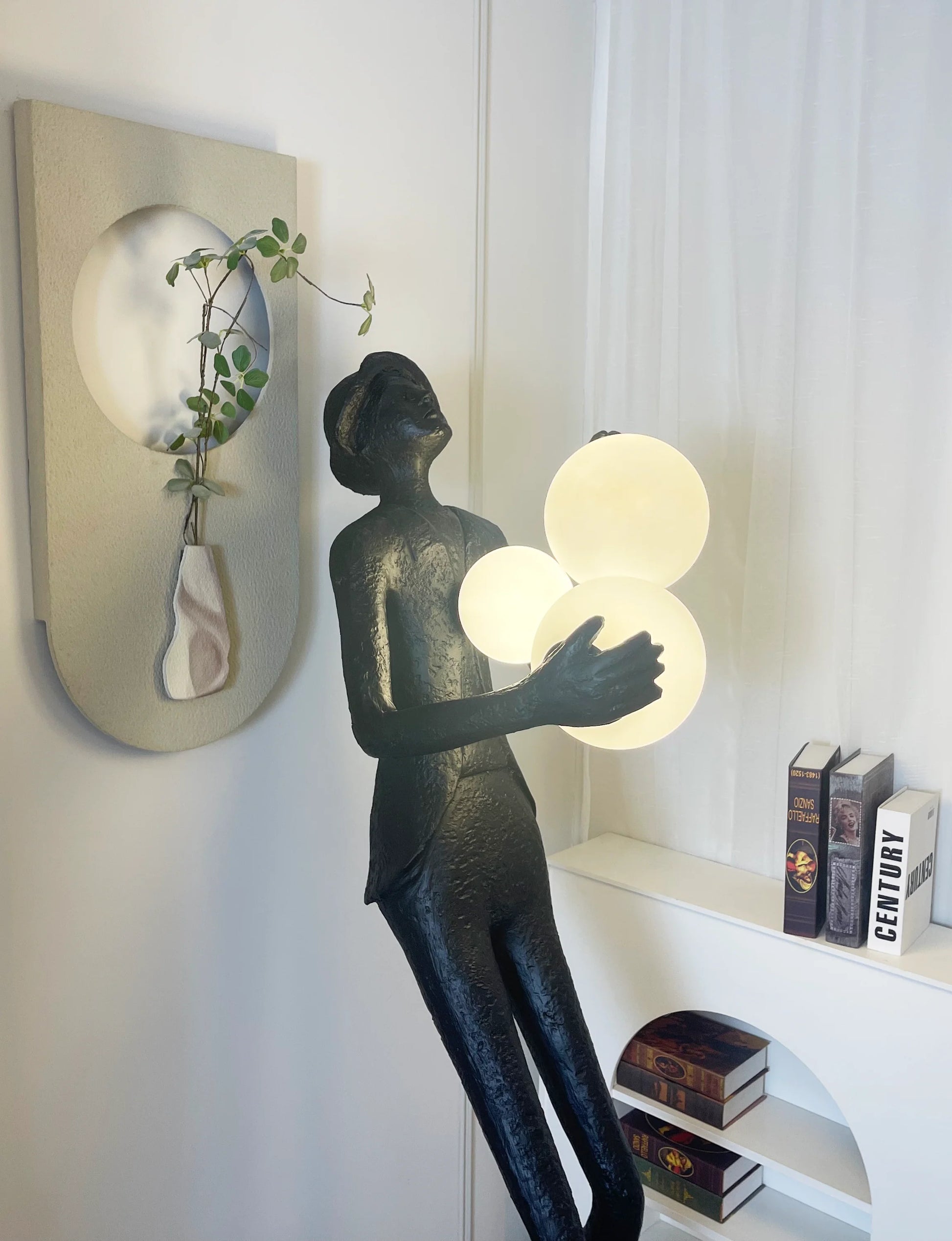 Michael Character Sculpture Floor Lamp - Nuvé