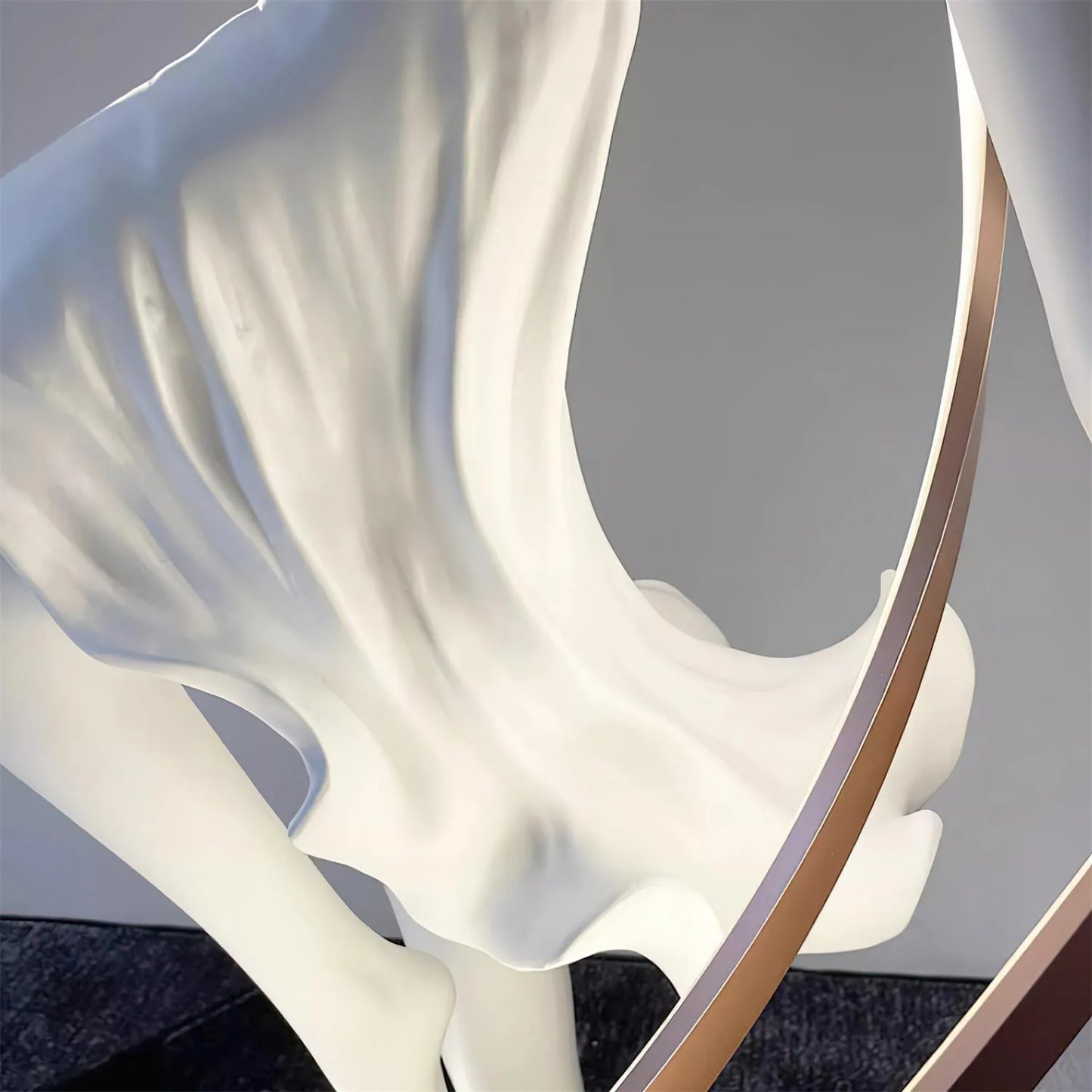 Misha Goddess White Statue Floor Lamp - Nuvé