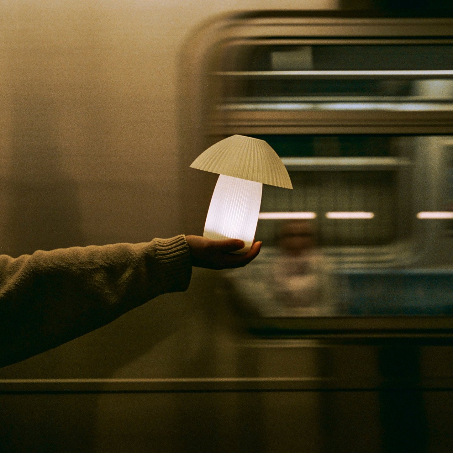 Cordless Kinoko Lamp - Nuvé