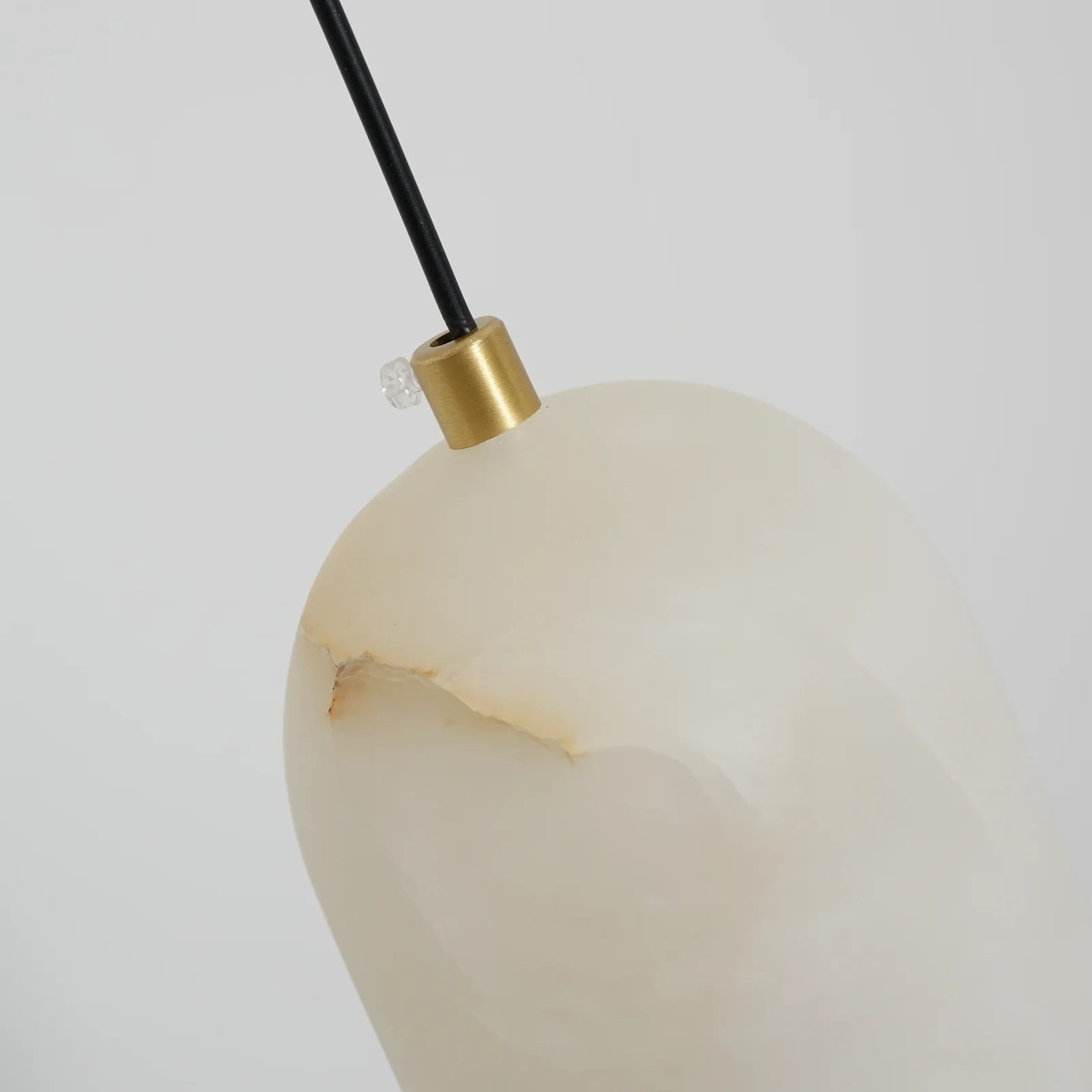 Monty Alabaster Pendant Lamp - Nuvé