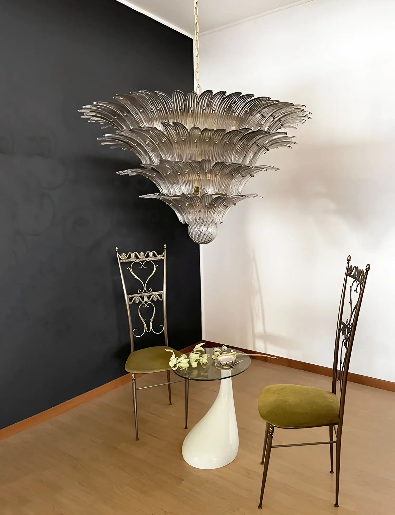 Palmette Murano Smoked Glass Chandelier - Nuvé