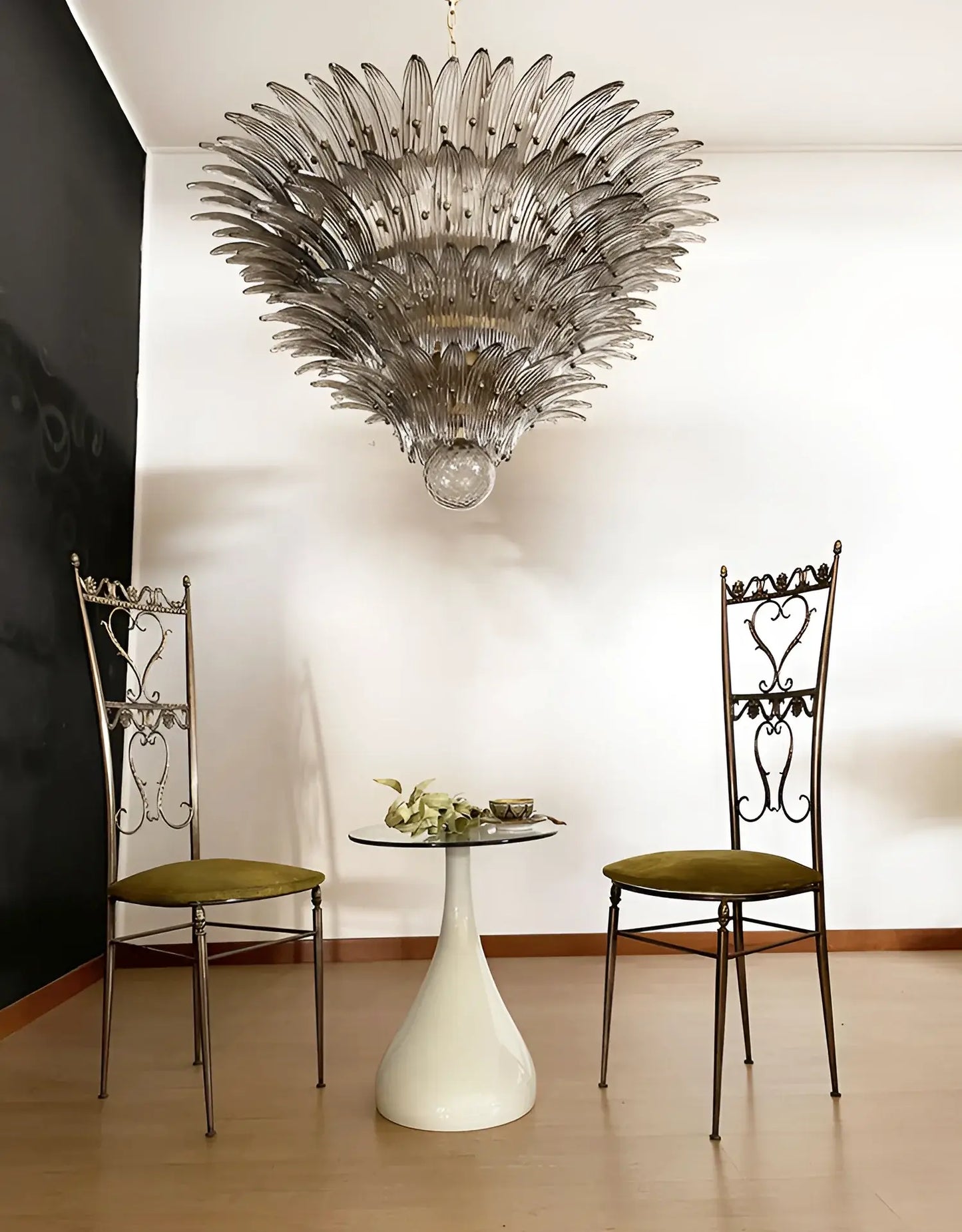 Palmette Murano Smoked Glass Chandelier - Nuvé