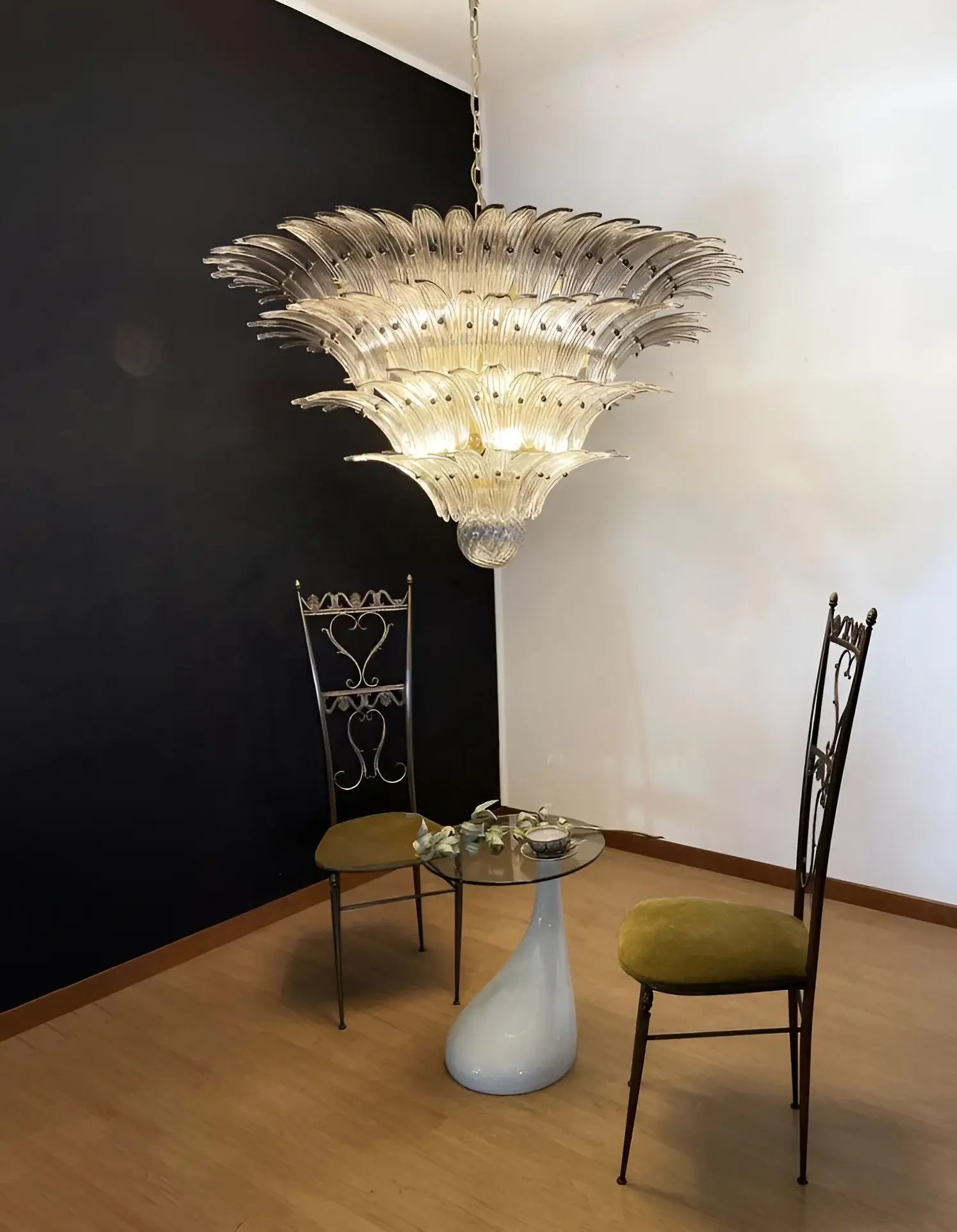 Murano Palmette Smoked Chandelier - Nuvé