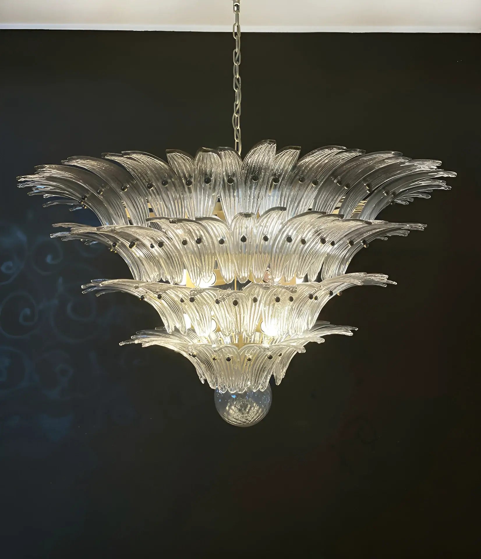 Murano Palmette Smoked Chandelier - Nuvé