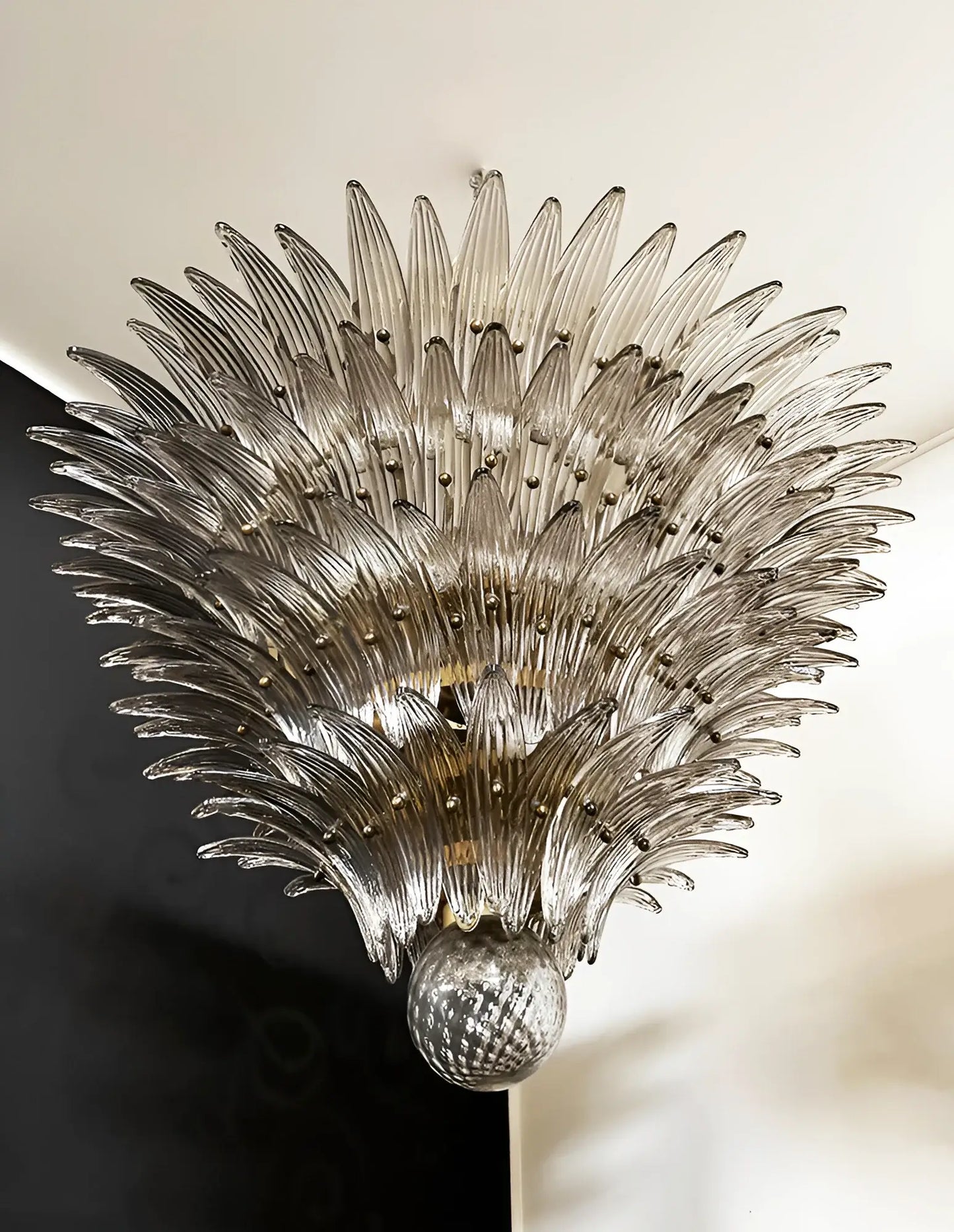 Murano Palmette Smoked Chandelier - Nuvé