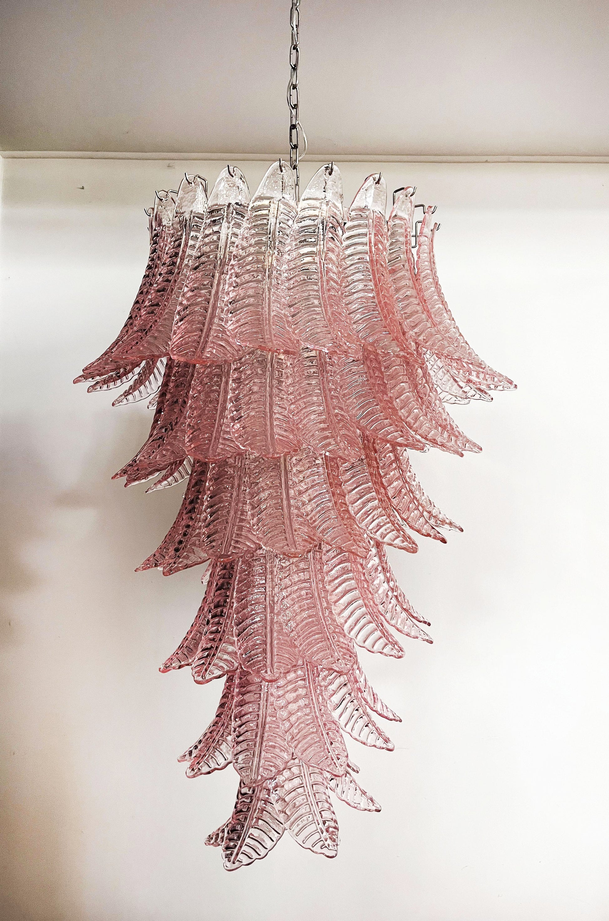 Murano Pink Felch Spiral Chandelier - Nuvé