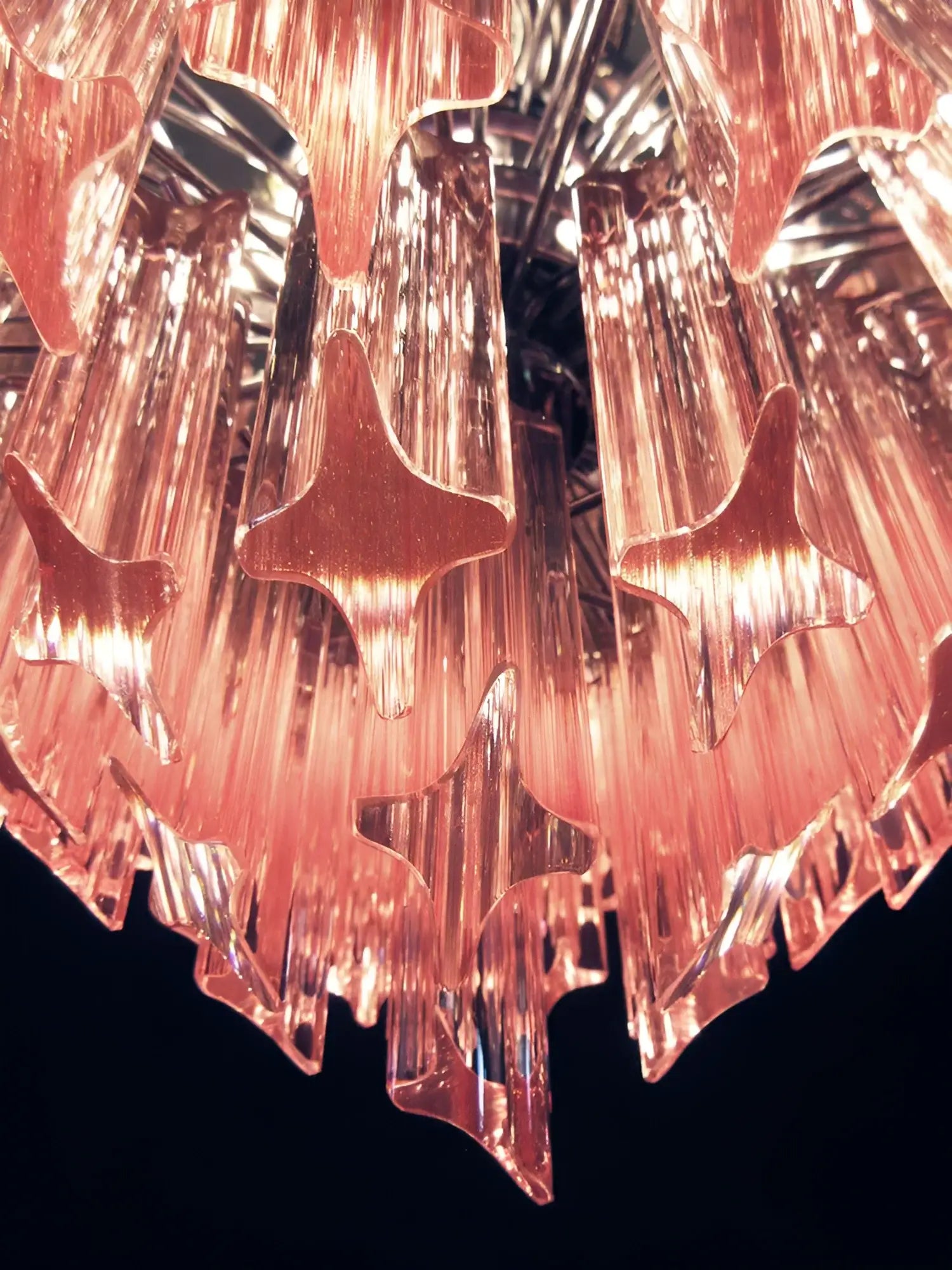 Murano Quadriedri Prisms Pink Chandelier - Nuvé