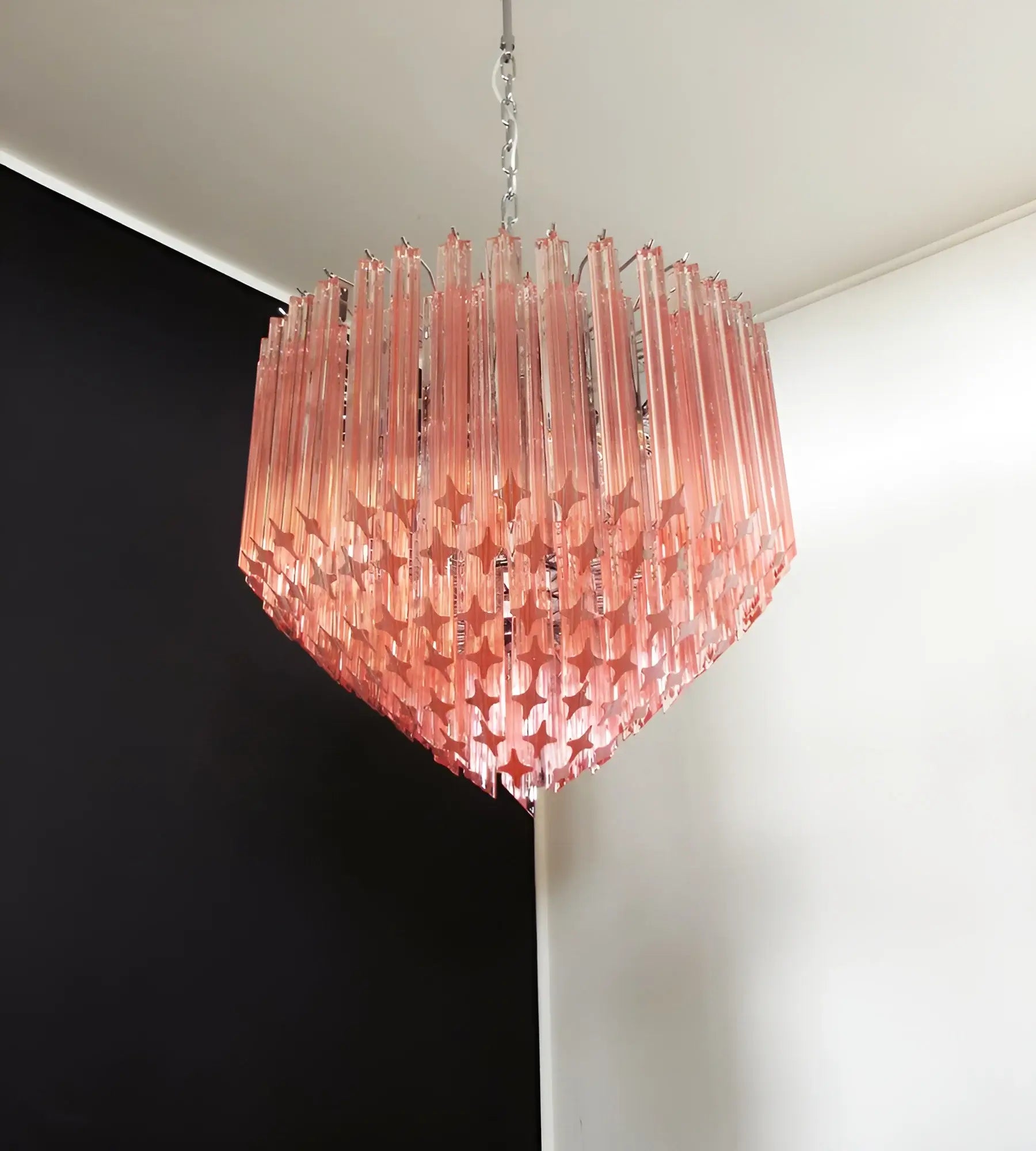 Murano Quadriedri Prisms Pink Chandelier - Nuvé