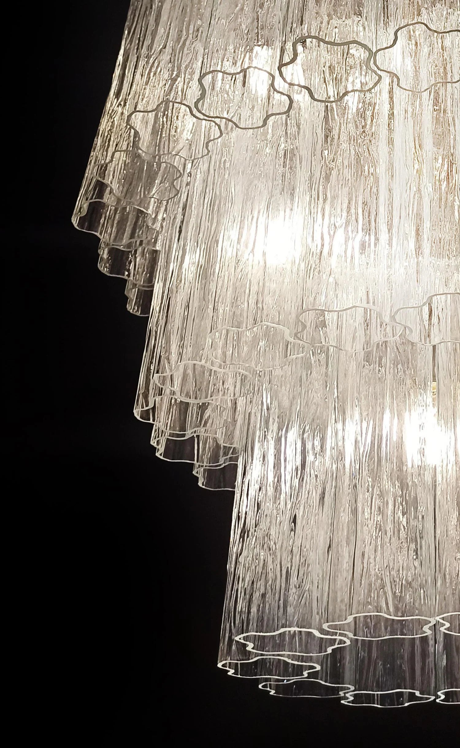 Murano Transparent Glass Tube Chandelier - Nuvé