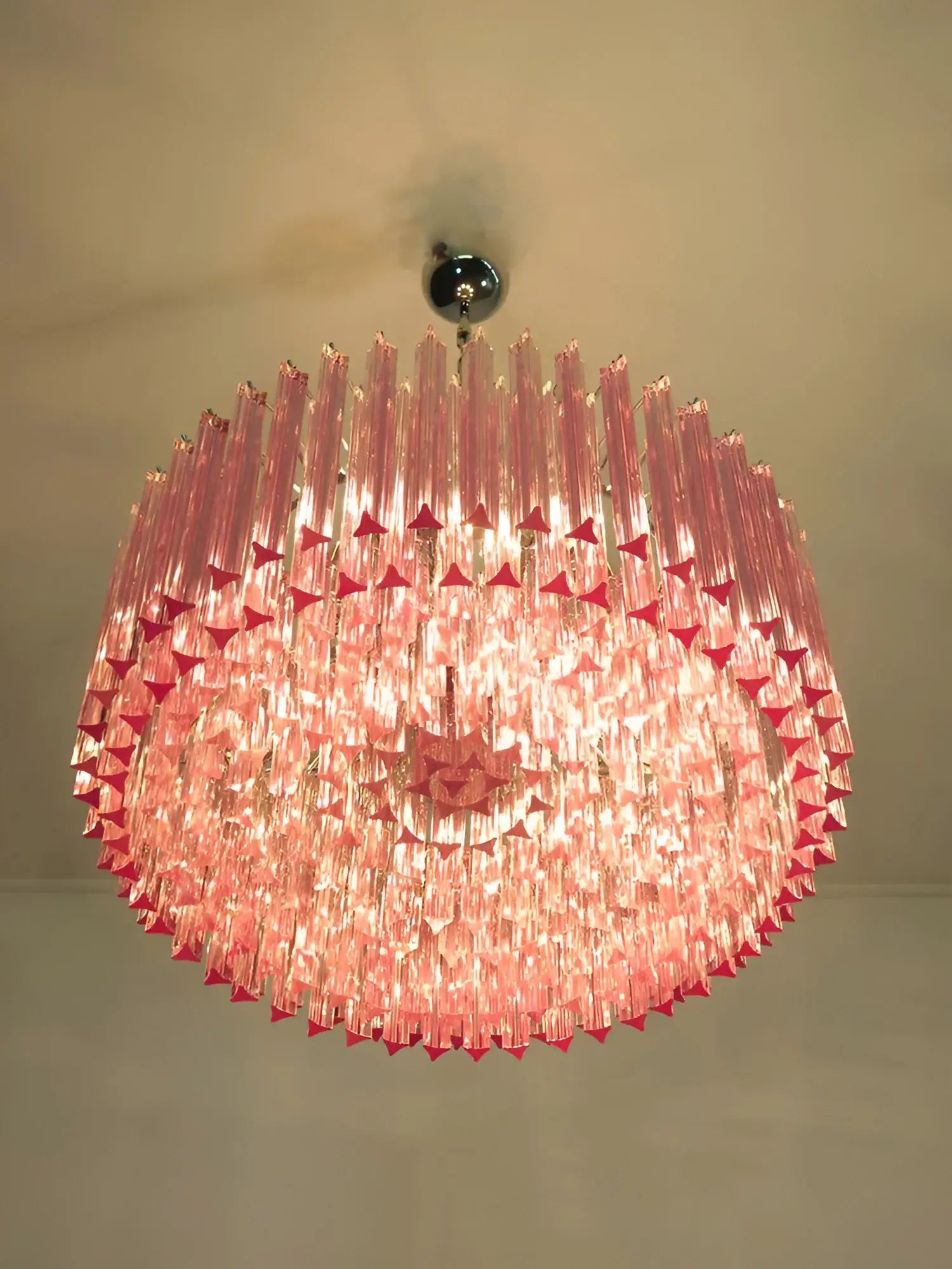 Murano Triedri Round Prisms Pink Chandelier - Nuvé