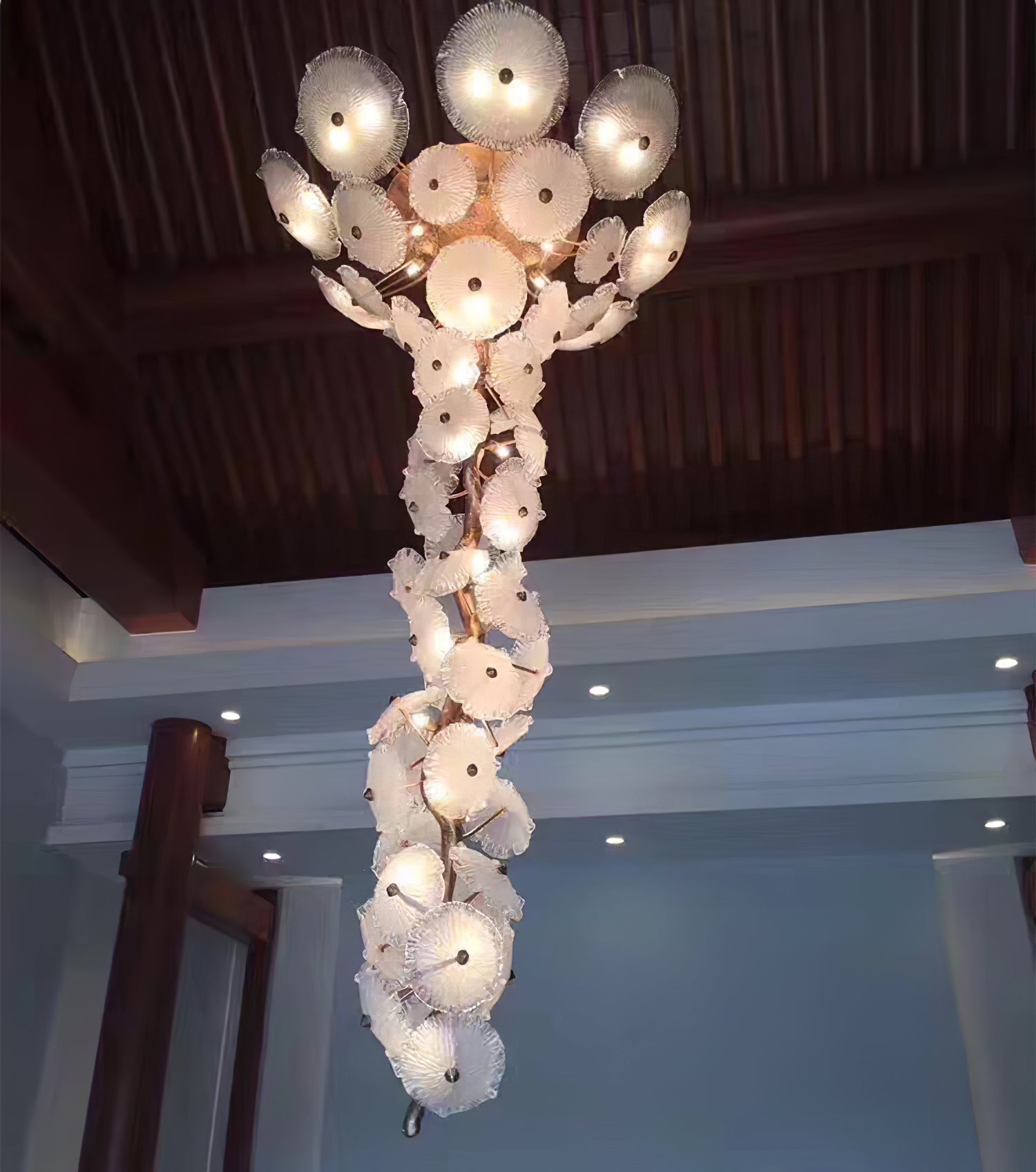 Nenufar Water Lily Chandelier - Nuvé
