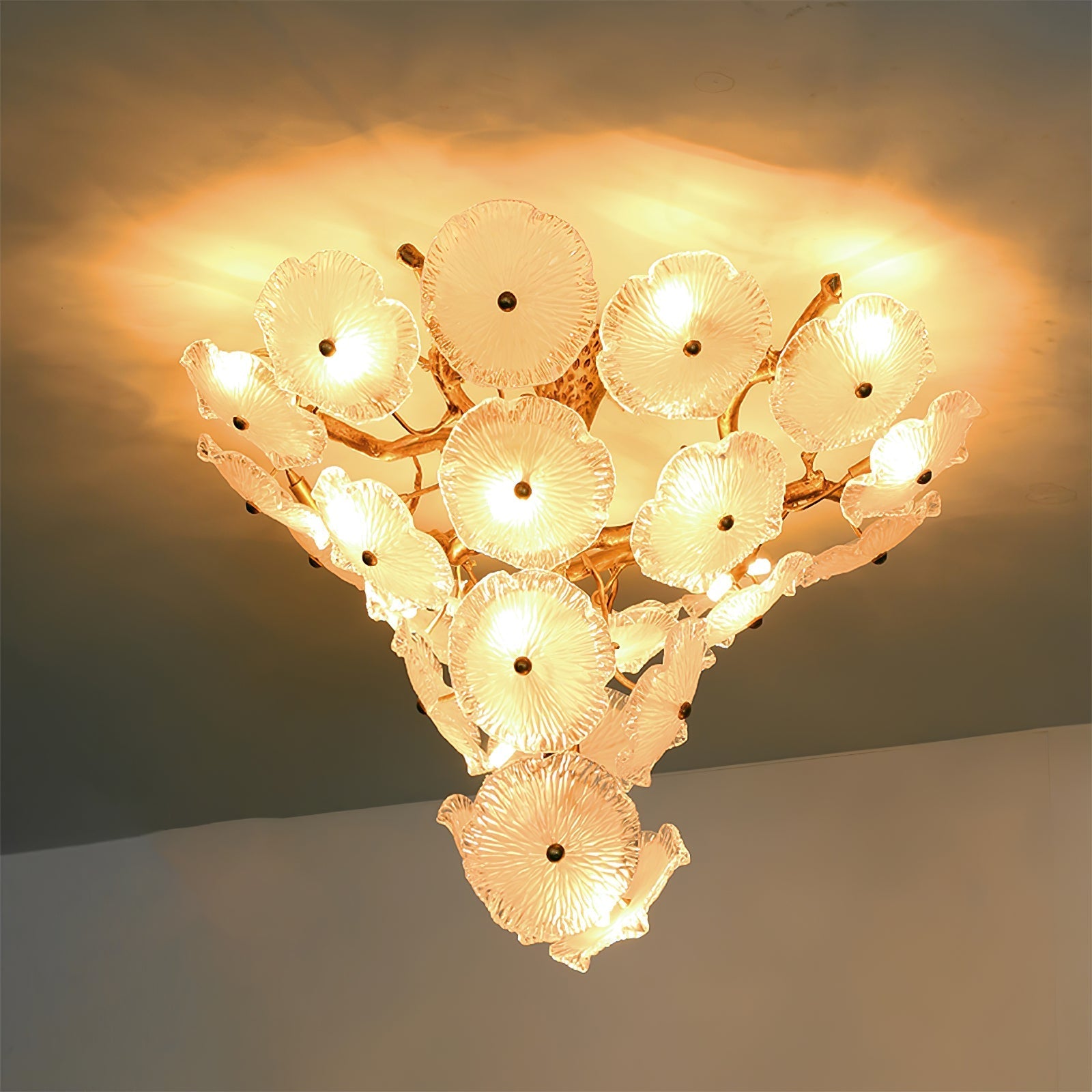 Nenufar Water Lily Chandelier - Nuvé