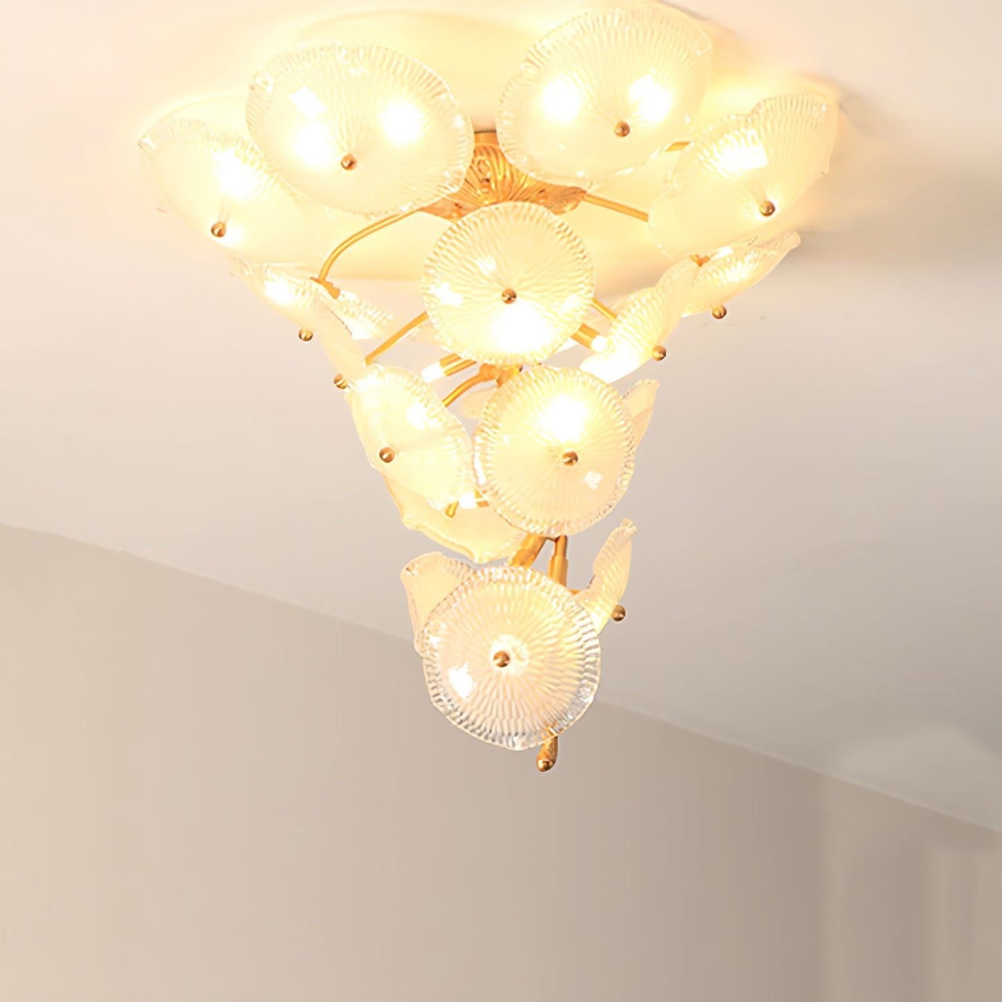 Nenufar Water Lily Chandelier - Nuvé