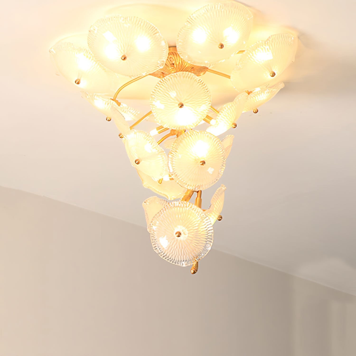 Nenufar Water Lily Chandelier - Nuvé