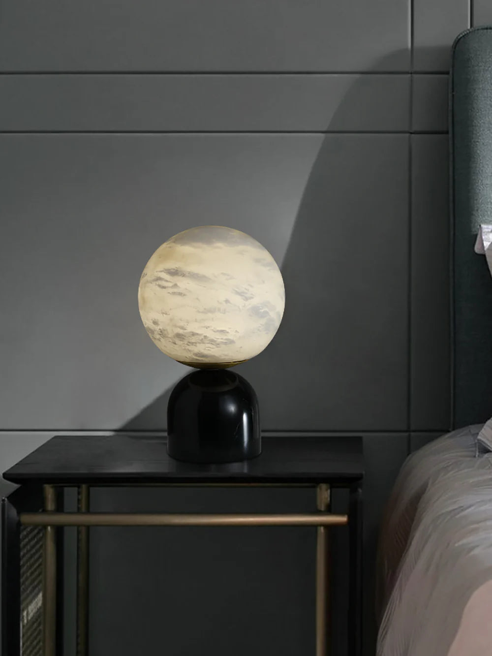 Nordic Bedside Alabaster Table Lamp - Nuvé