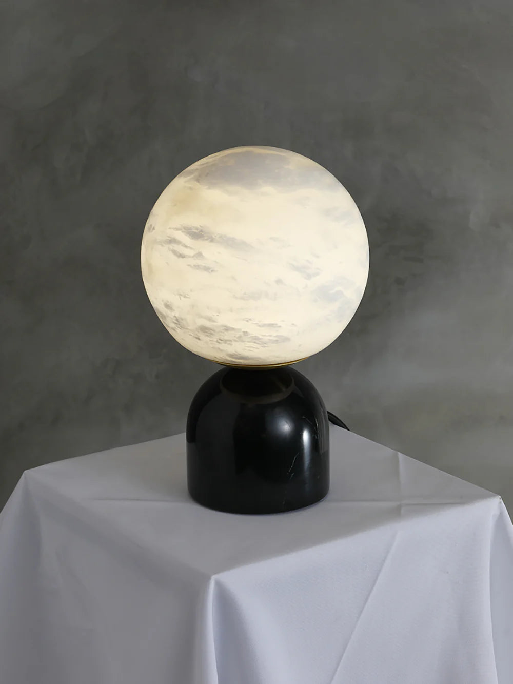 Nordic Bedside Alabaster Table Lamp - Nuvé