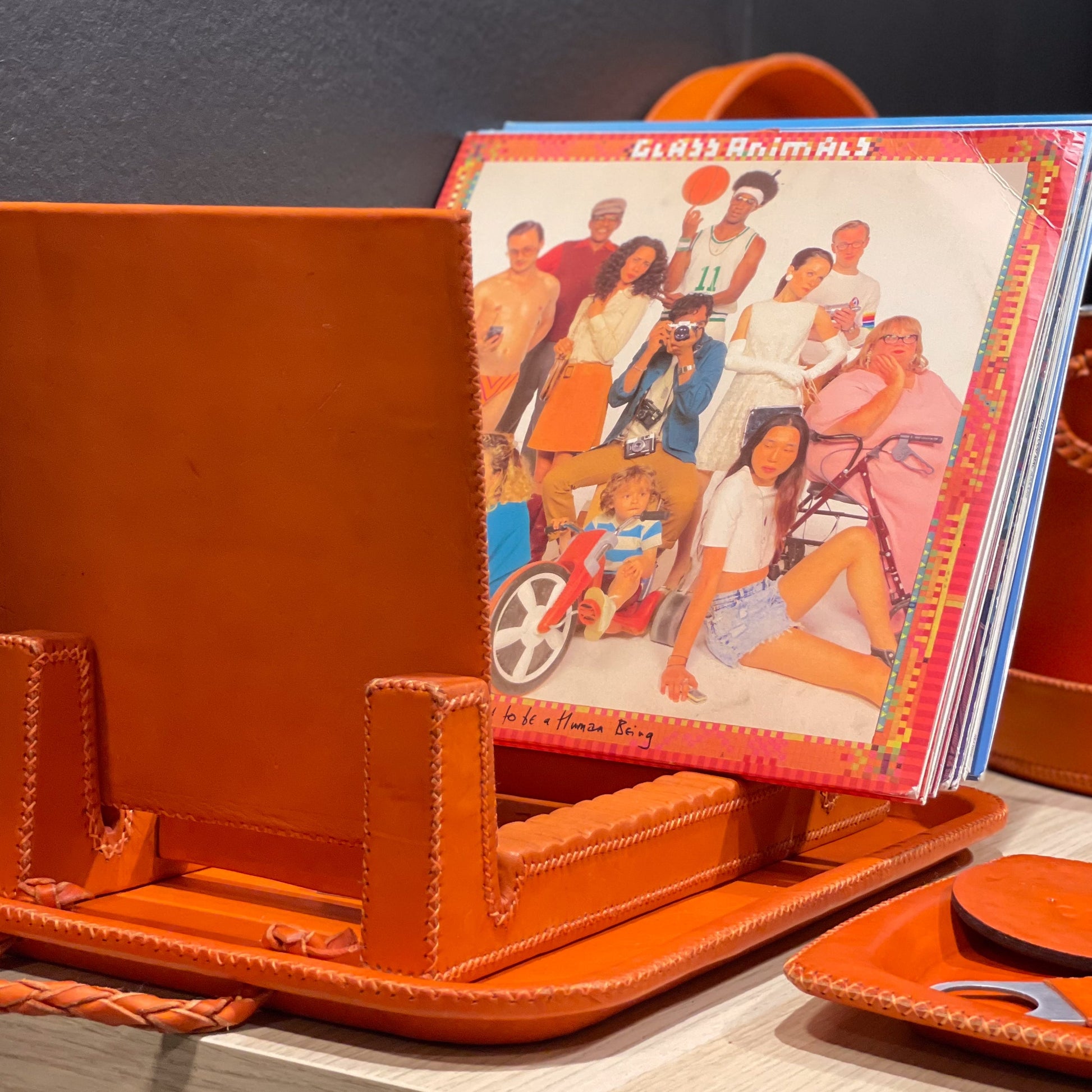Disco | Leather Record Stand - Nuvé