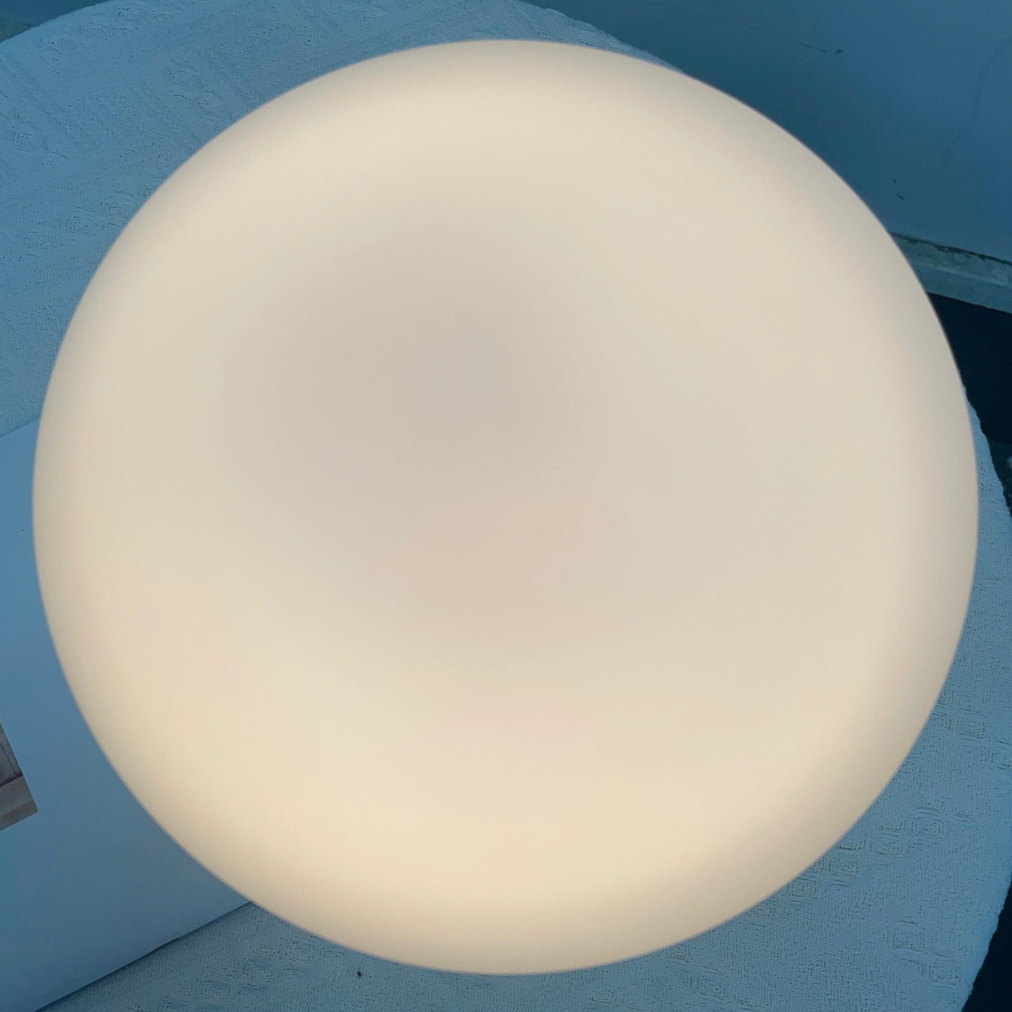 Frosted Glass Obello Table Lamp - Nuvé