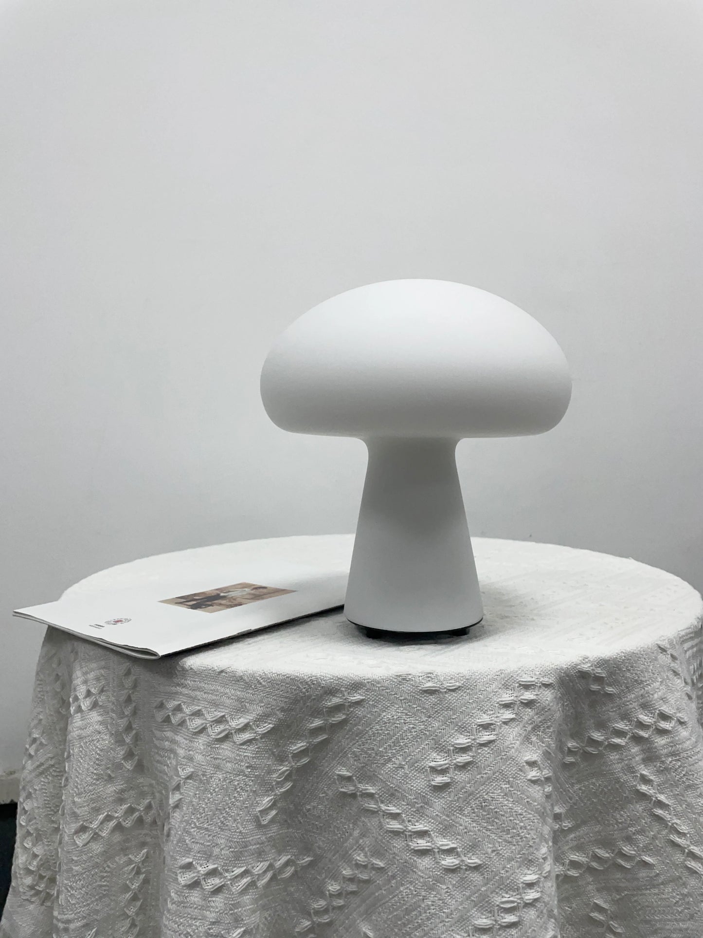 Frosted Glass Obello Table Lamp - Nuvé