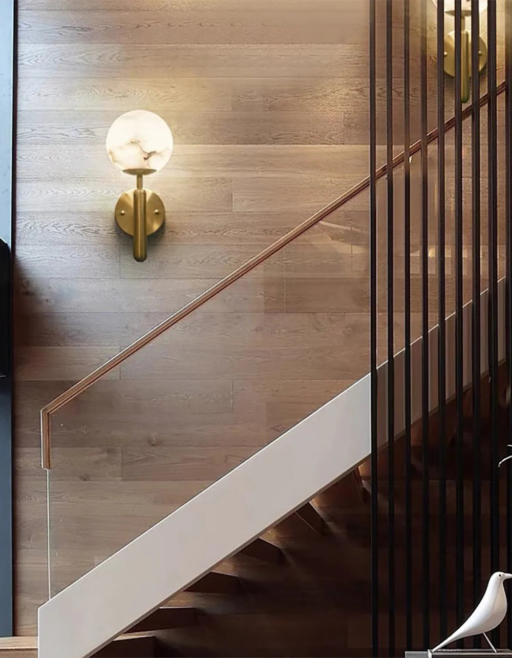 Luxury Alabaster Orbis Wall Lamp - Nuvé