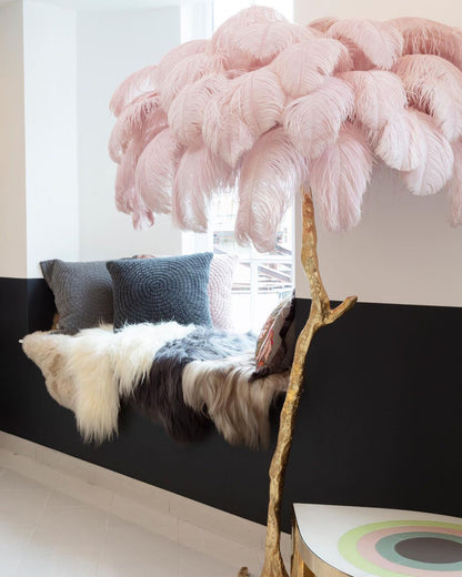 Ostrich Feather Floor Lamp - Nuvé