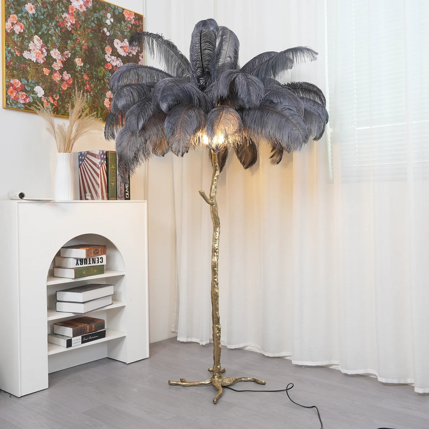 Ostrich Feather Floor Lamp - Nuvé